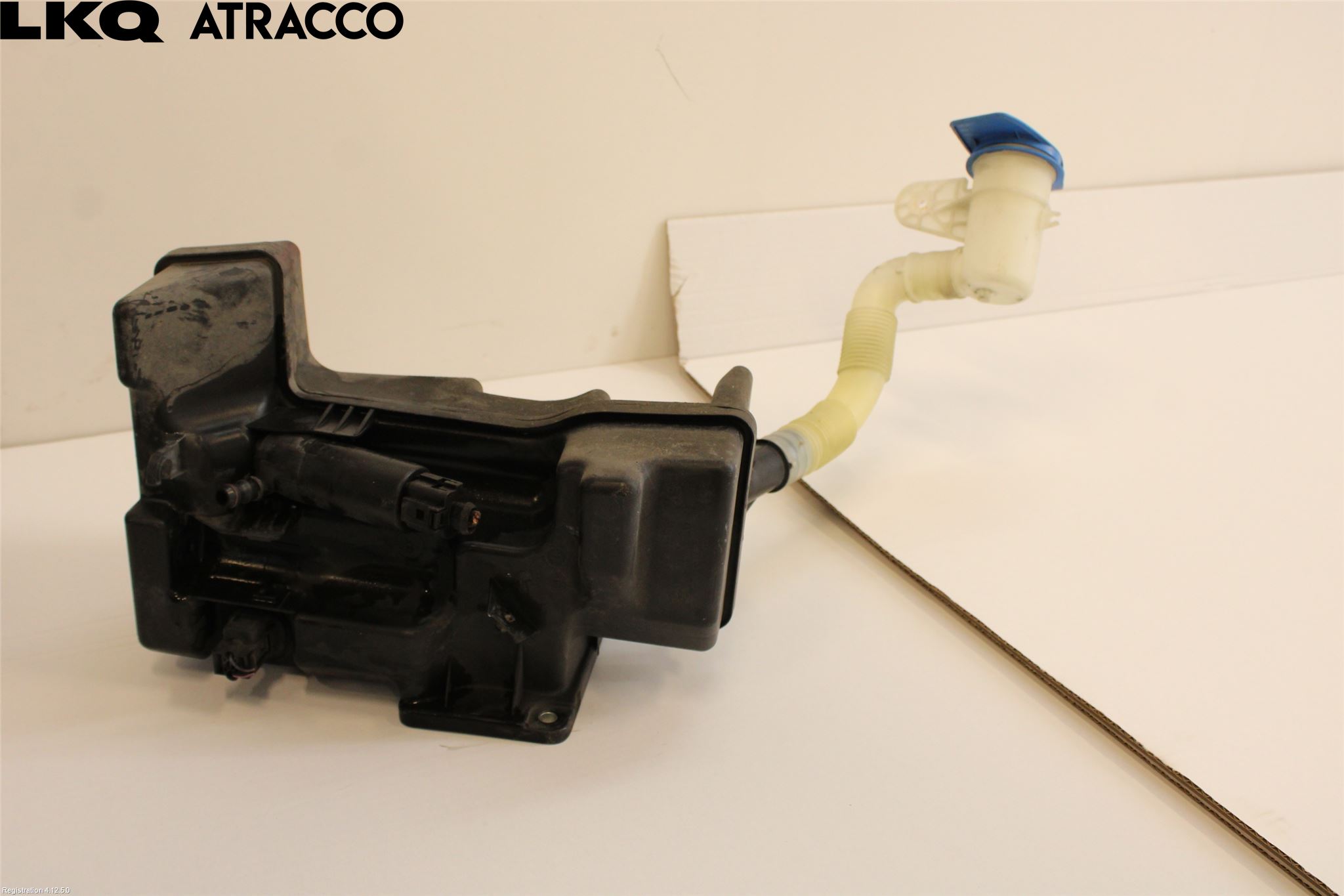 Nissan LEAF 11-17 Spylerbeholder Frontrute