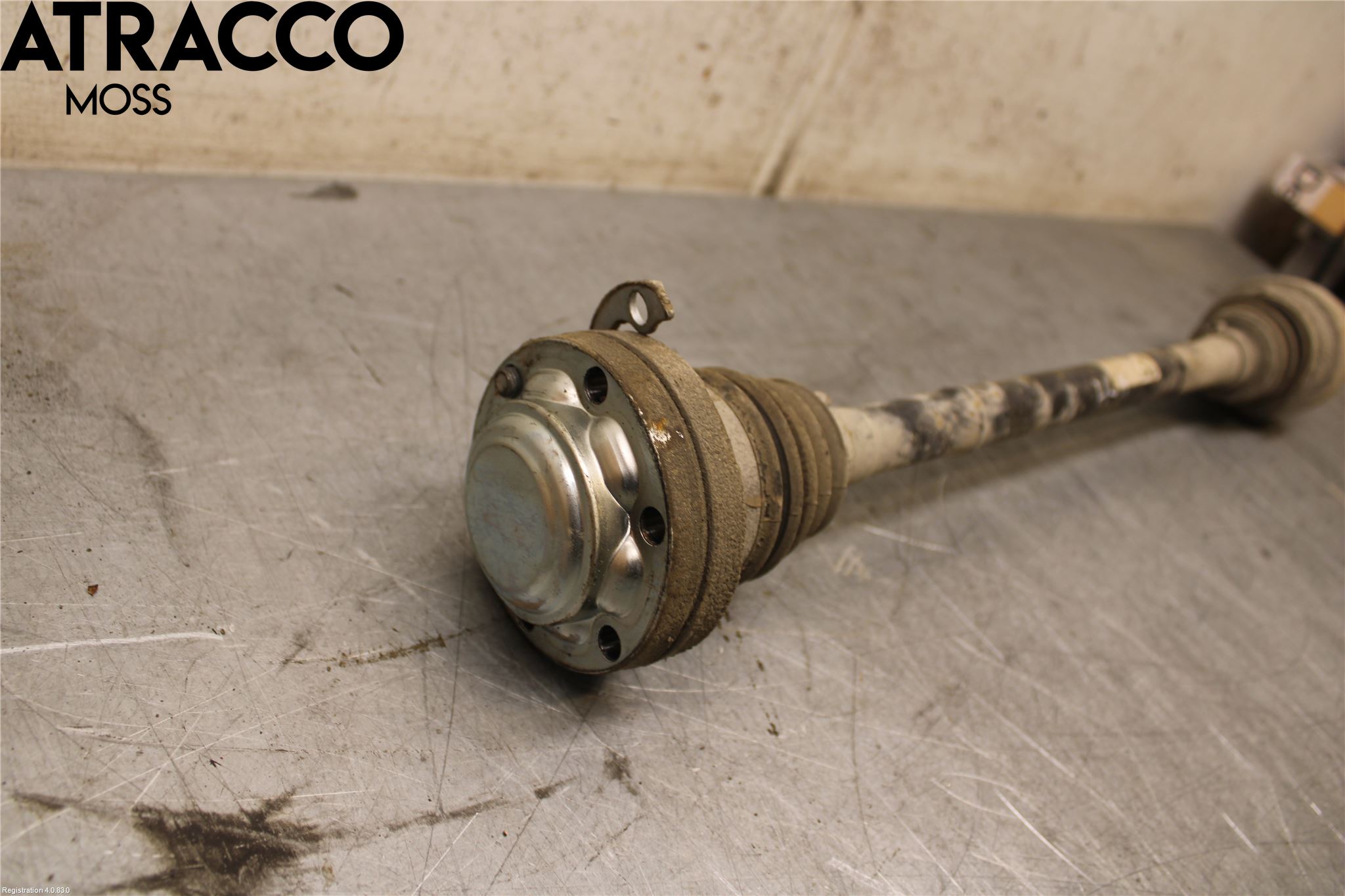 Volkswagen VW TRANSP/CARAVELLE (T5) 04-15 Drivaksel Bak Kompl Høyre