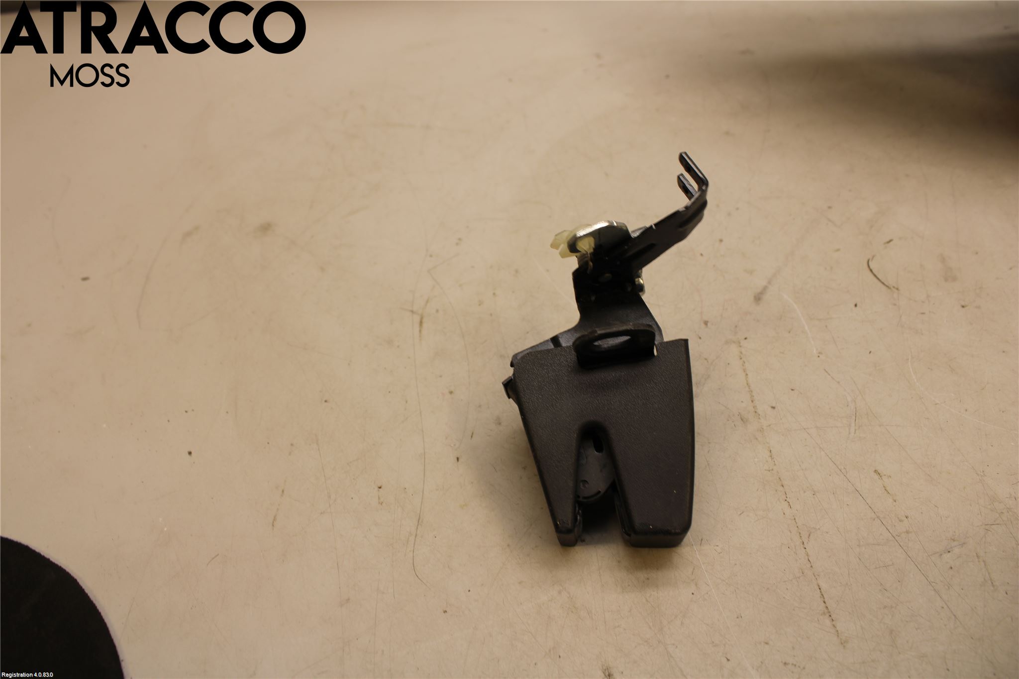 Volkswagen VW CADDY 11-15 Bakluke-Lokk Låsekasse