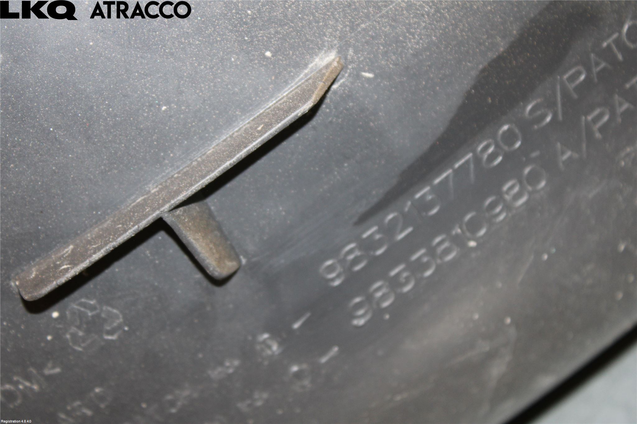 Opel VIVARO 20- Skjerm Indre