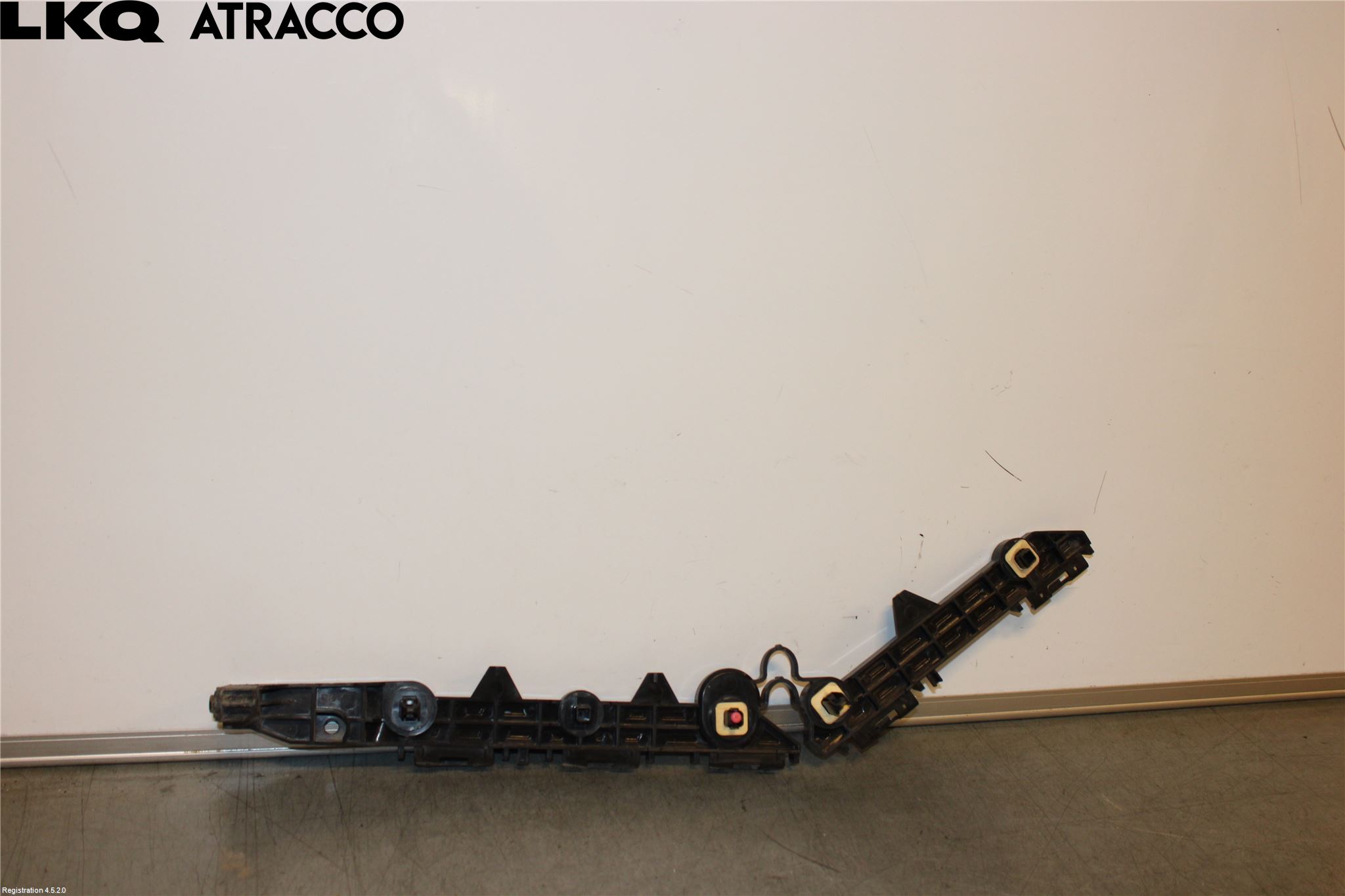 Toyota RAV4 19- Støtfanger Bak Feste