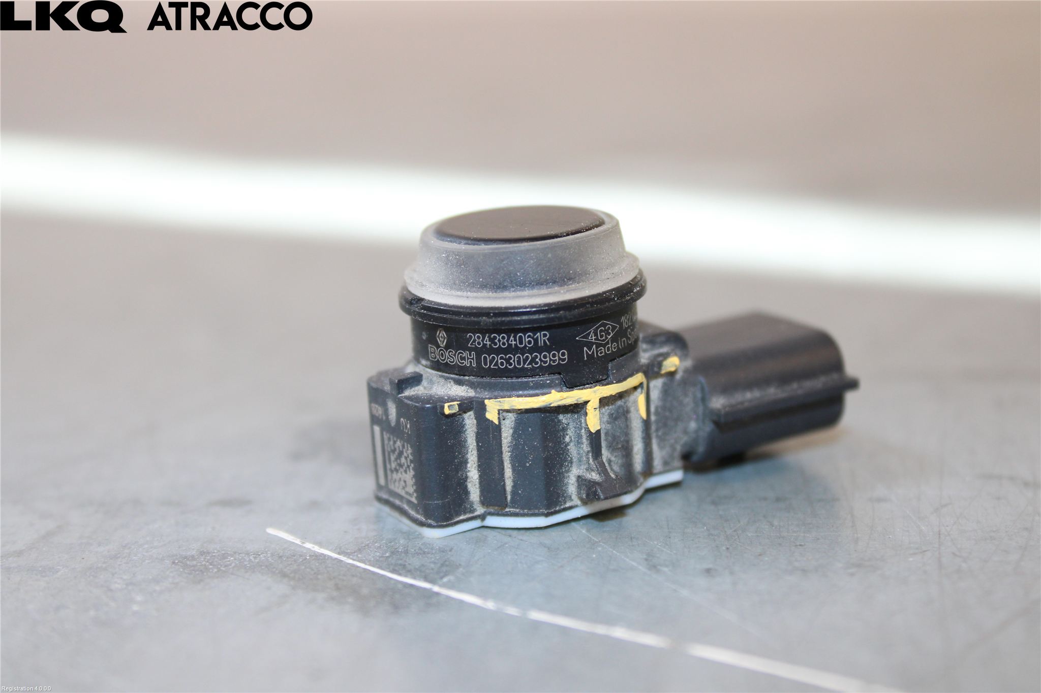Renault CAPTUR 13-19 Sensor Parkering Front