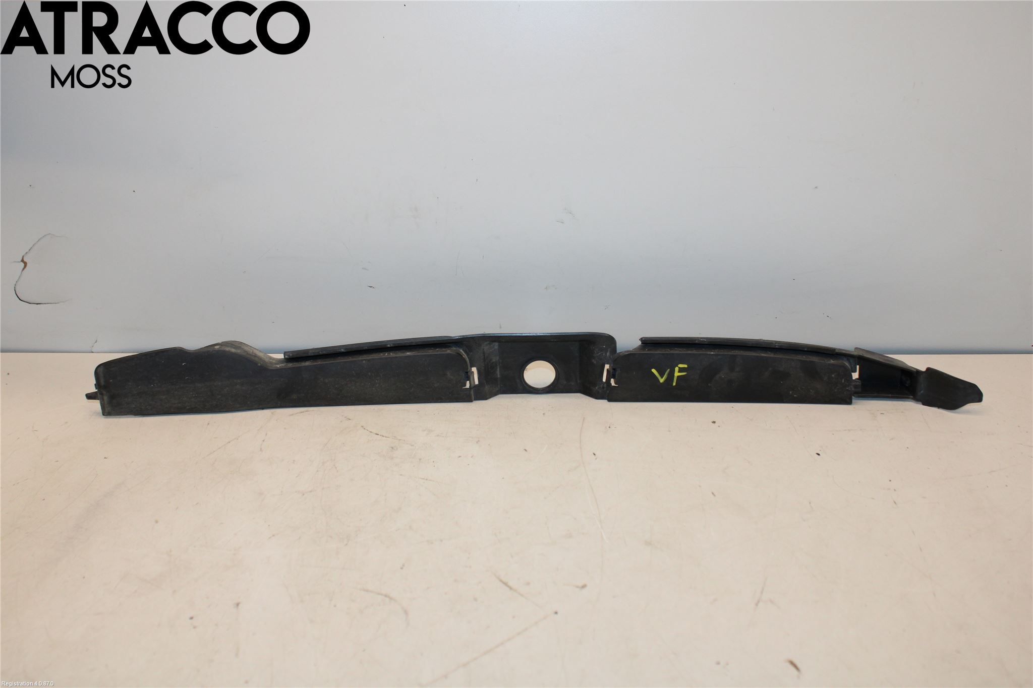 Volkswagen VW TIGUAN 07-16 Støtfanger Foran Feste