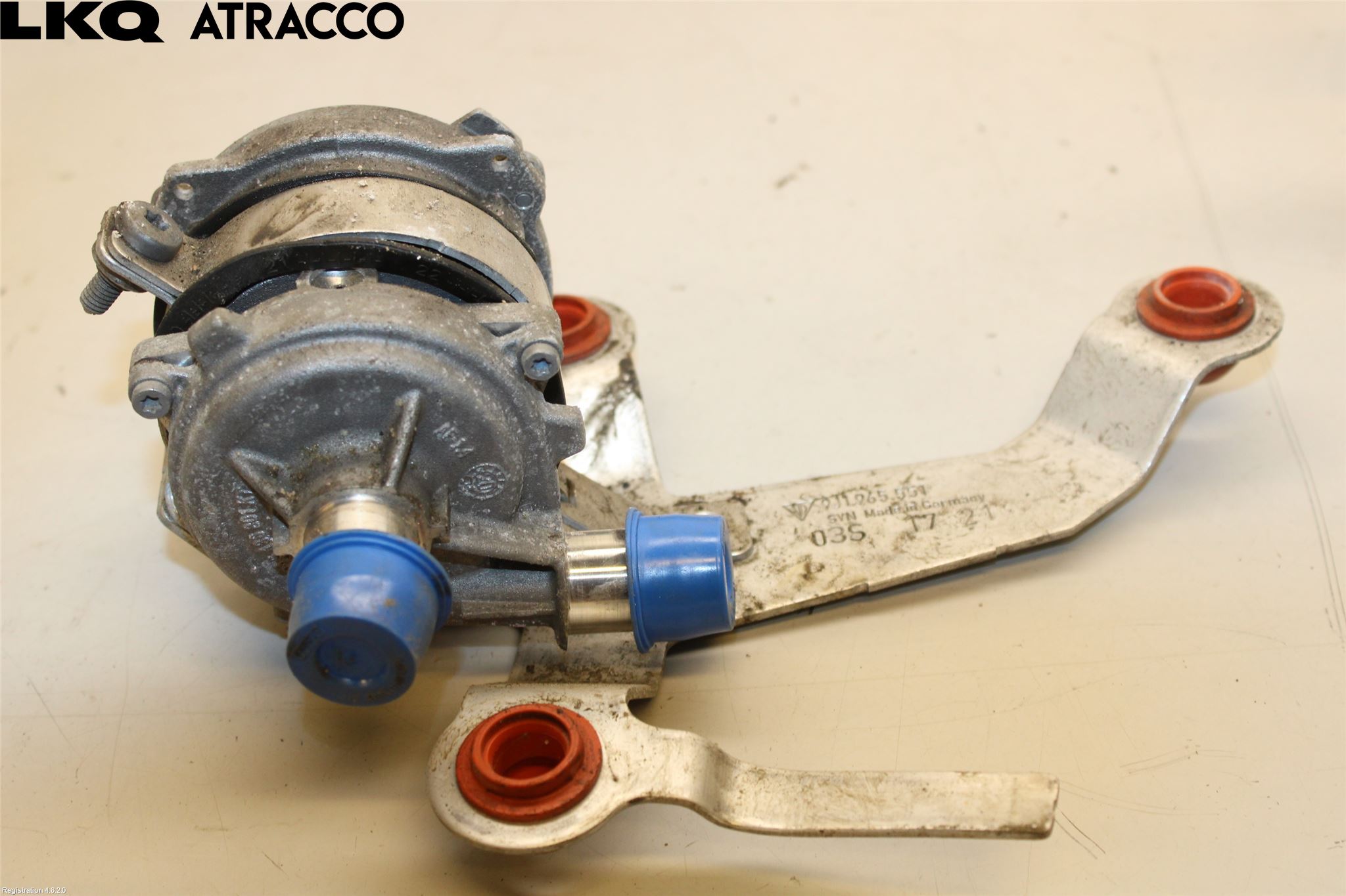 Porsche TAYCAN 20- Vannpumpe