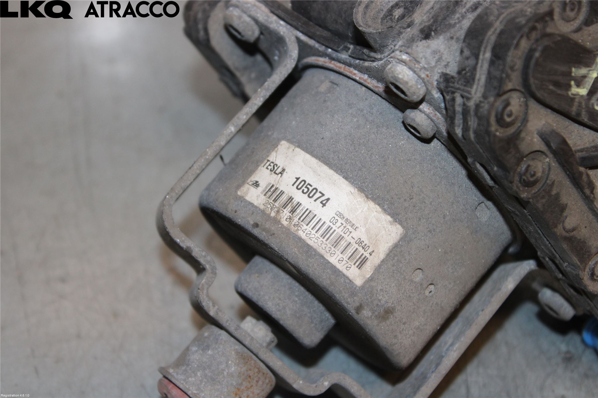 Tesla MODEL S 13- Vacuumpumpe