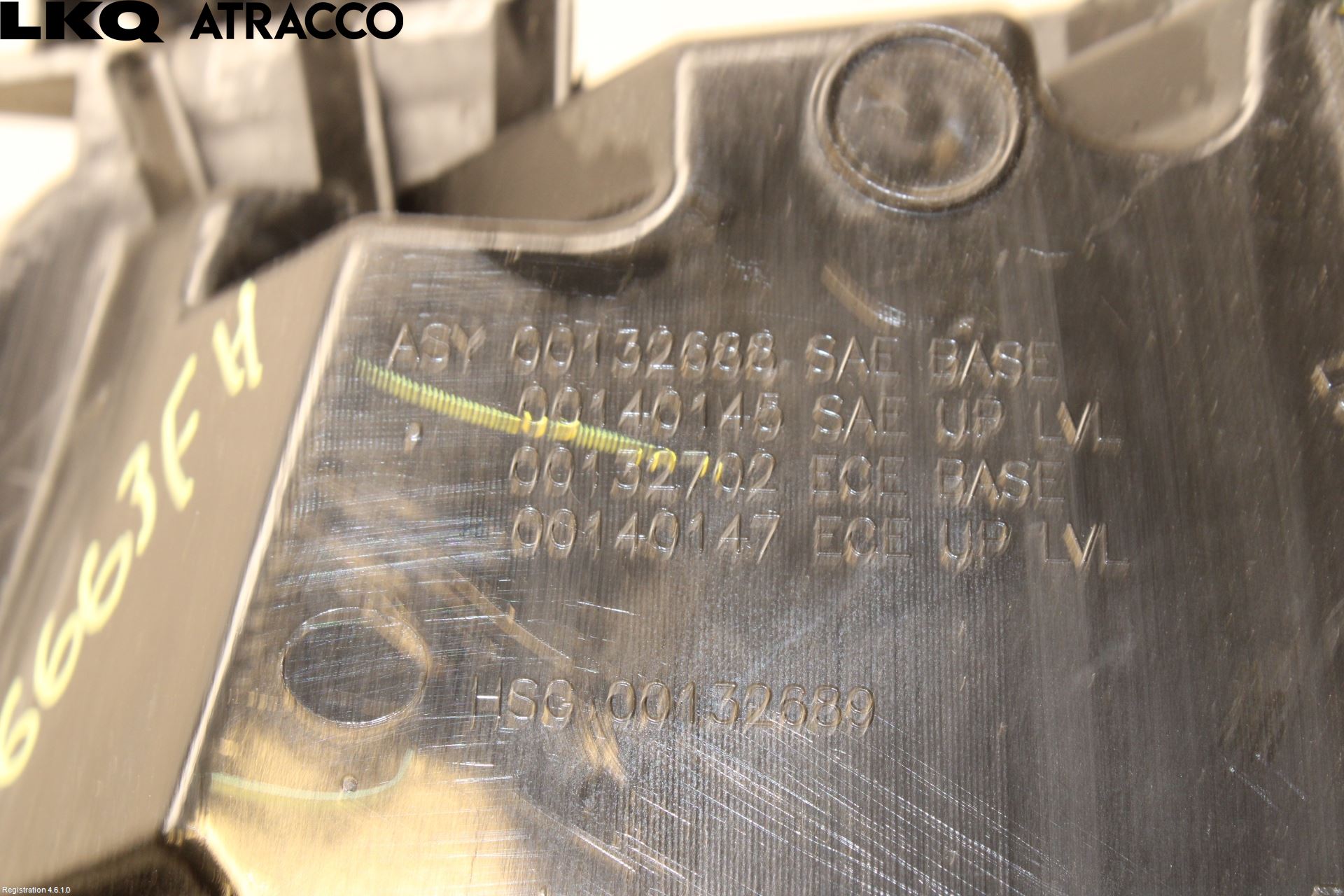 Tesla MODEL S 13- Frontlykt-Kurve-Tåkelys