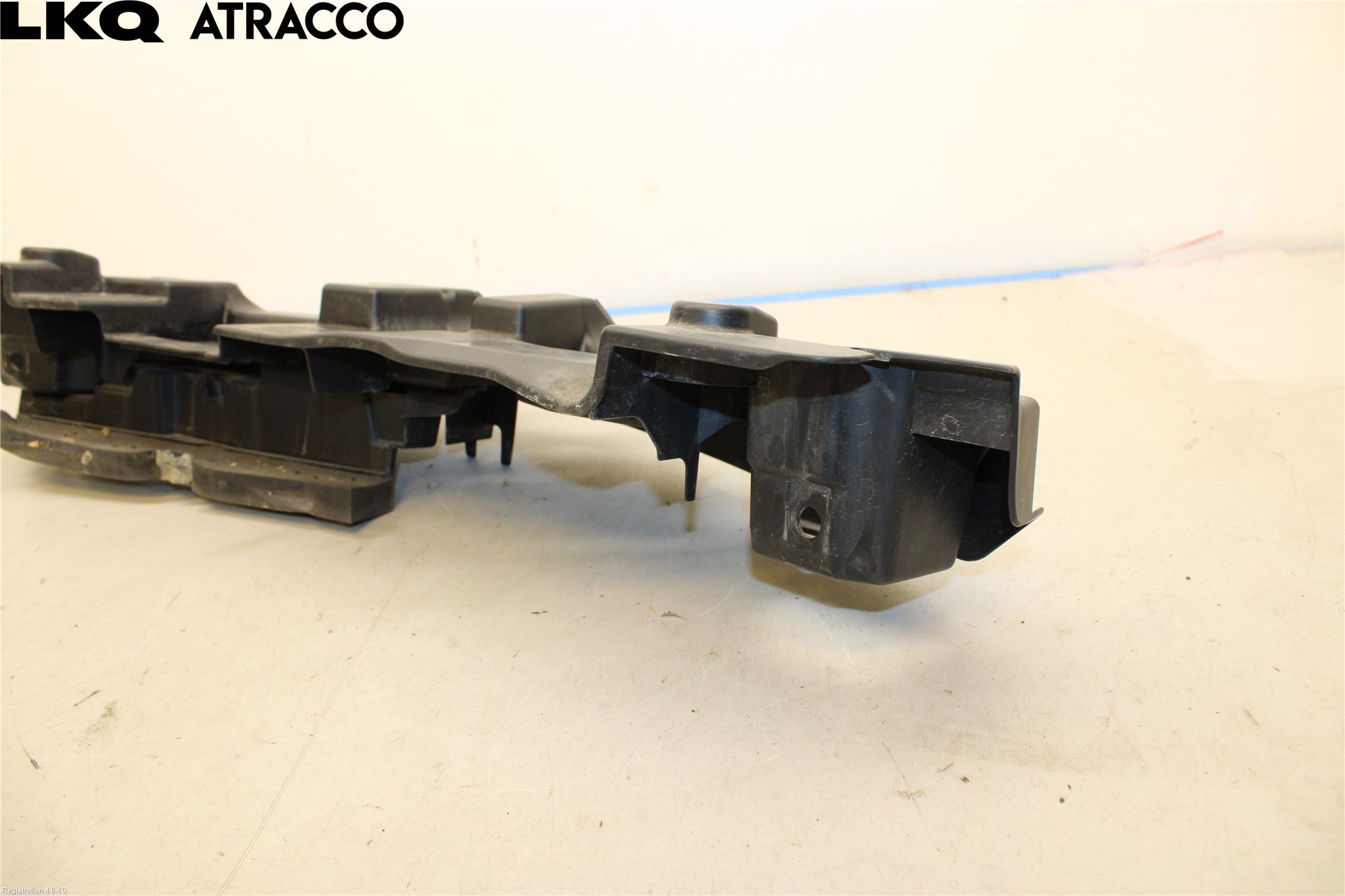 Toyota AYGO 15-21 Støtfanger Foran Demper