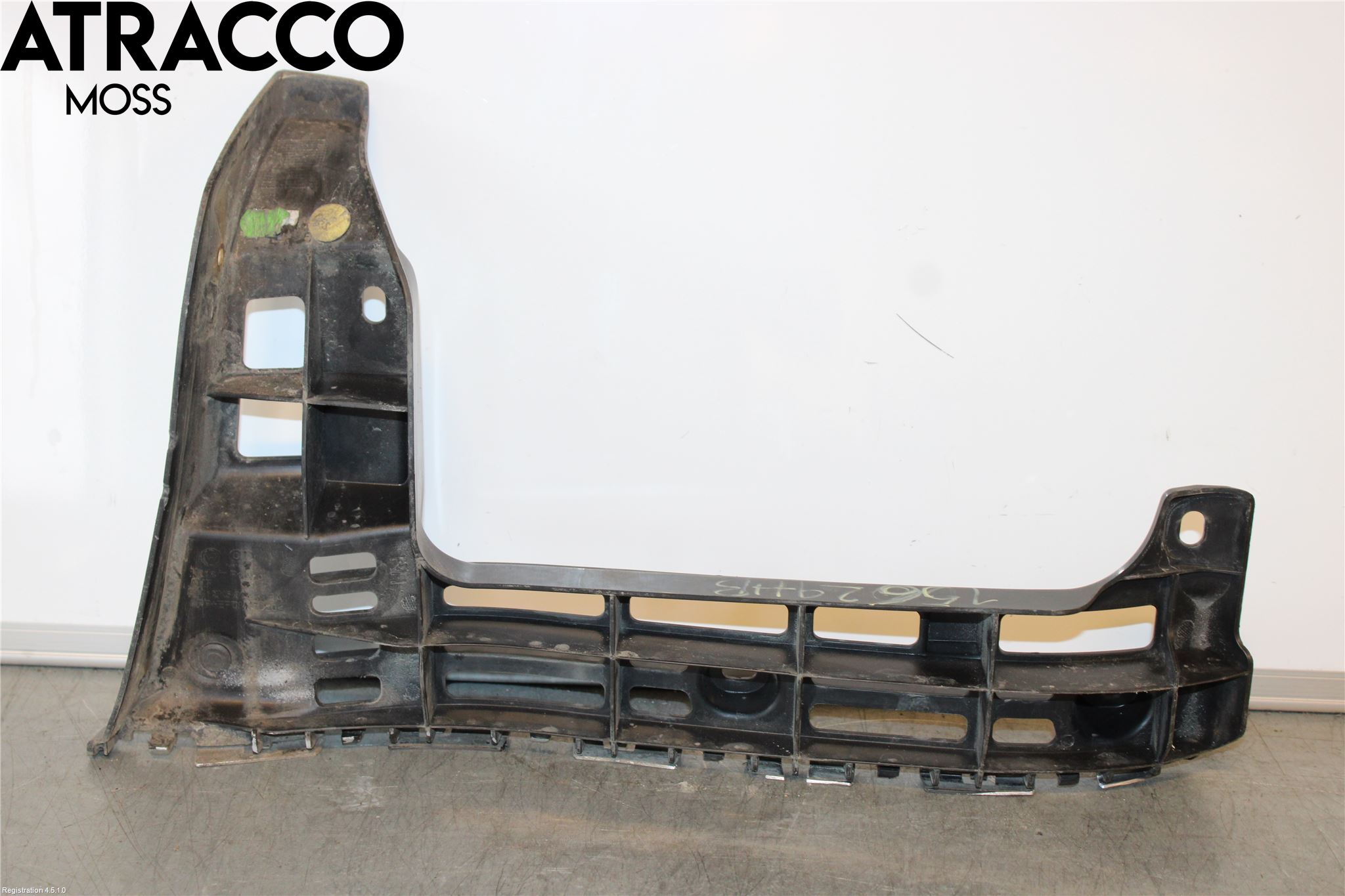 Volkswagen VW CADDY 16-20 Støtfanger Bak Feste