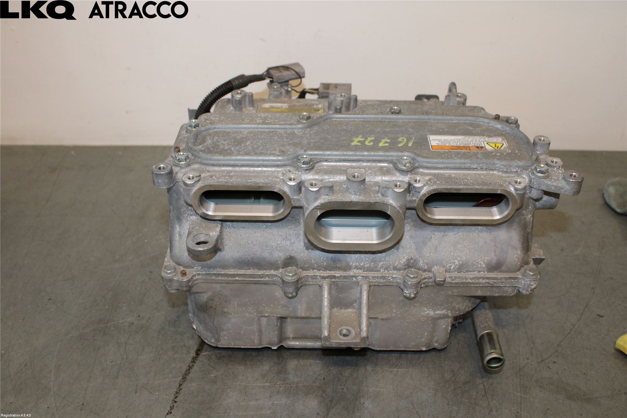 Mitsubishi OUTLANDER 13-21 Batterilader Hybrid