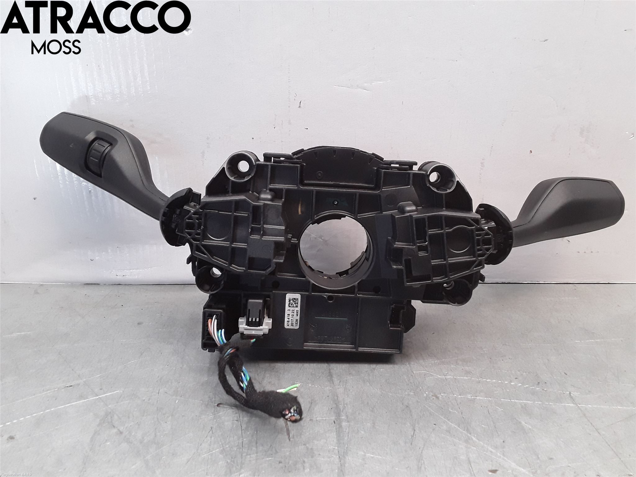 BMW 5 G30/G31/F90 17-23 Bryter Ratt Kombi H Og V