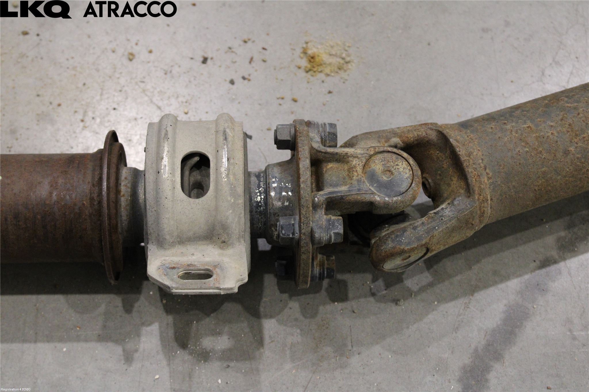 Toyota HI-ACE 06-12 Mellomaksel Kompl