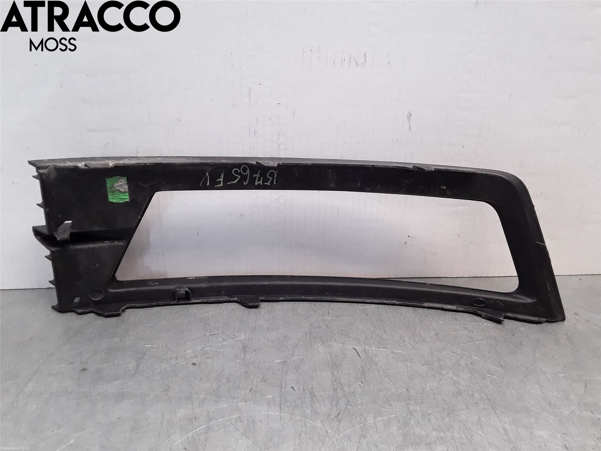 Skoda RAPID Frontlykt Hus