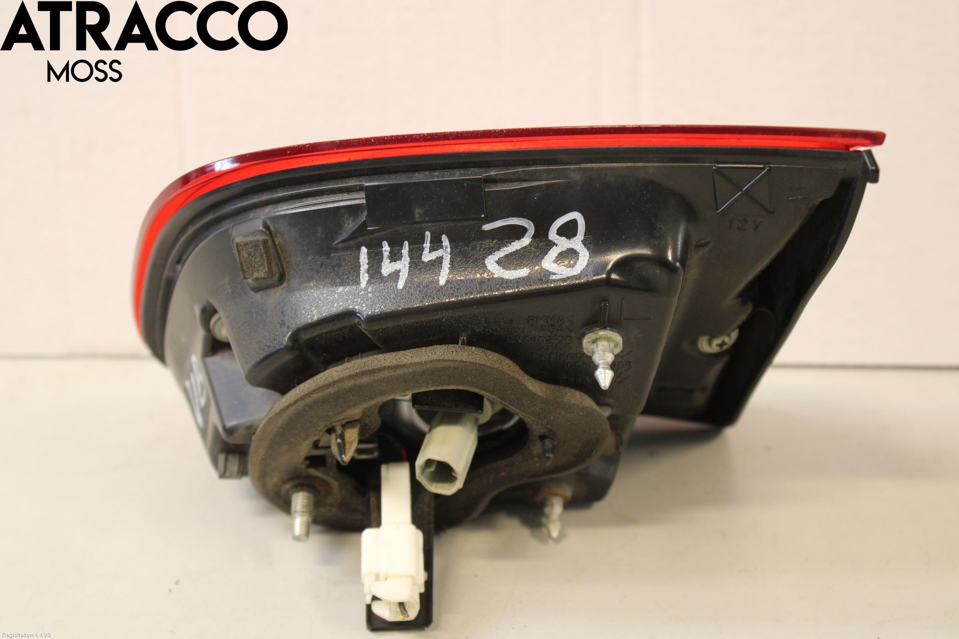 Citroen C4 AIRCROSS Baklykt Venstre  På Luke(Indre