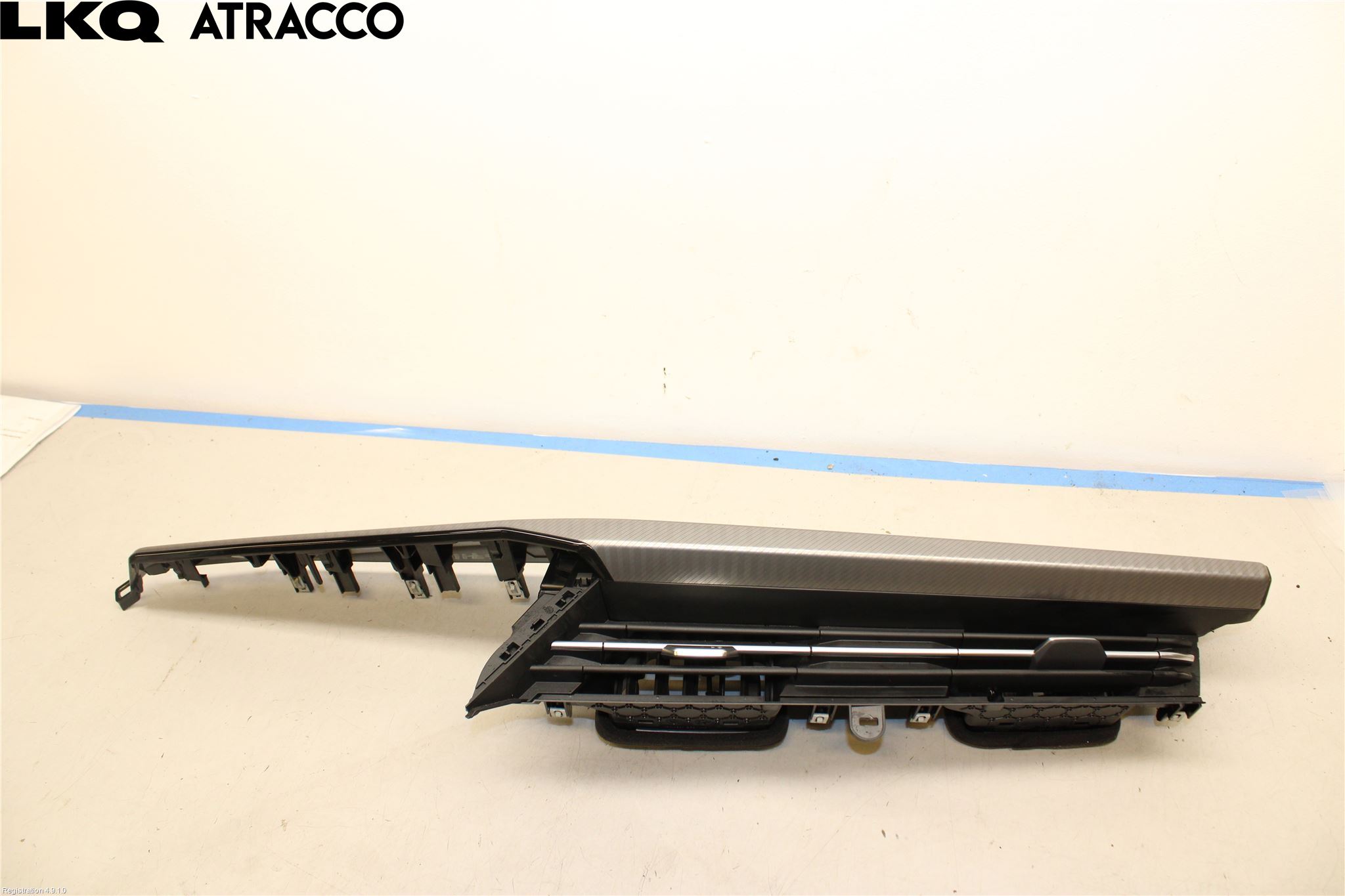 Audi Q4 E-TRON FZ 22- Dashbord Kanal - Dyse