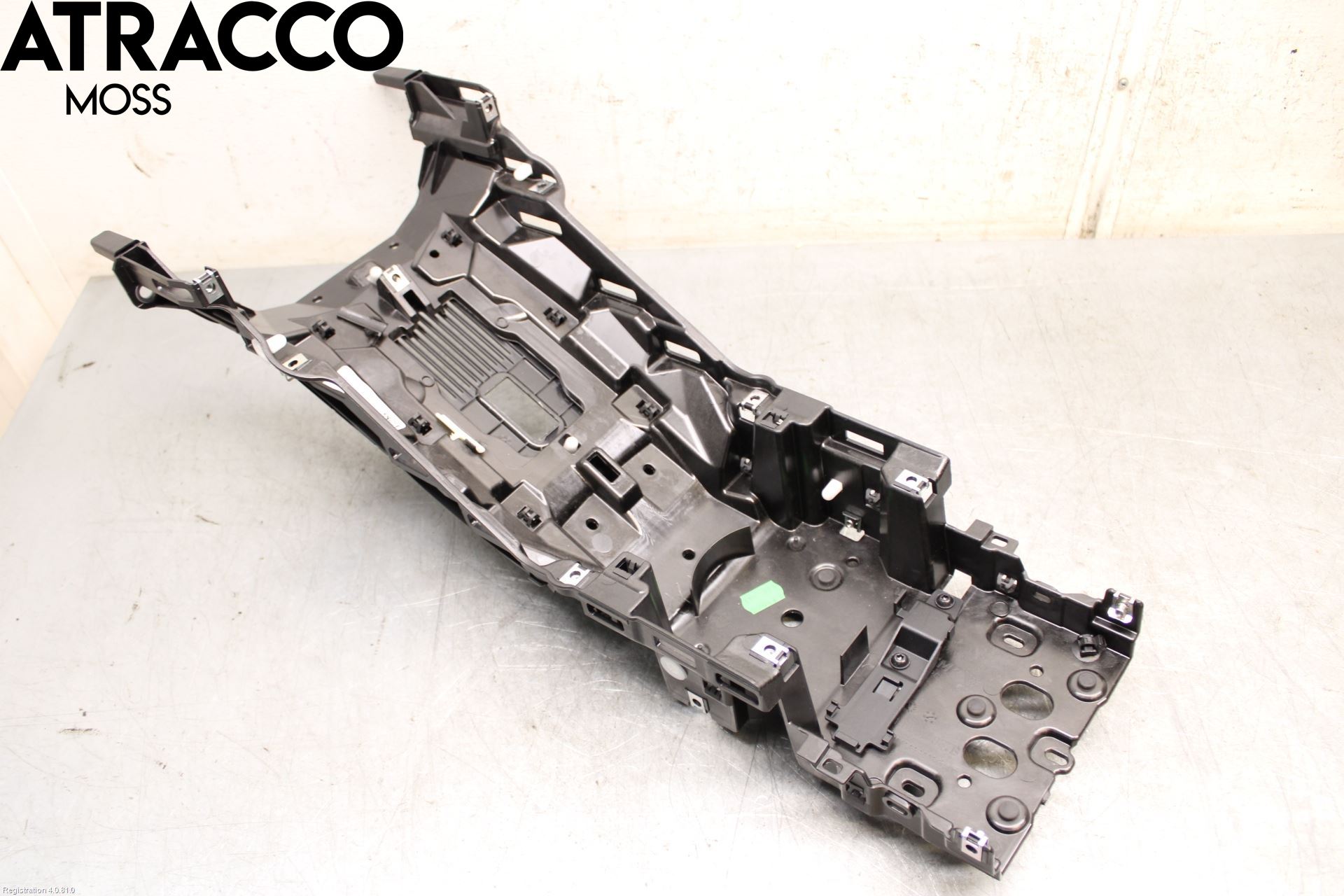 Porsche TAYCAN 20- Innr Konsoll-Lomme