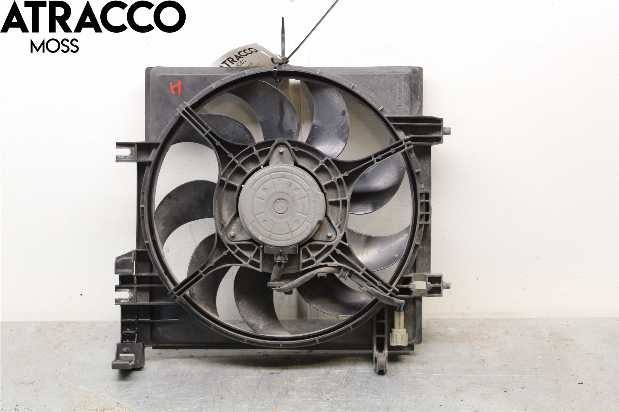 Subaru OUTBACK 10-15 Kjølevifte Elektrisk