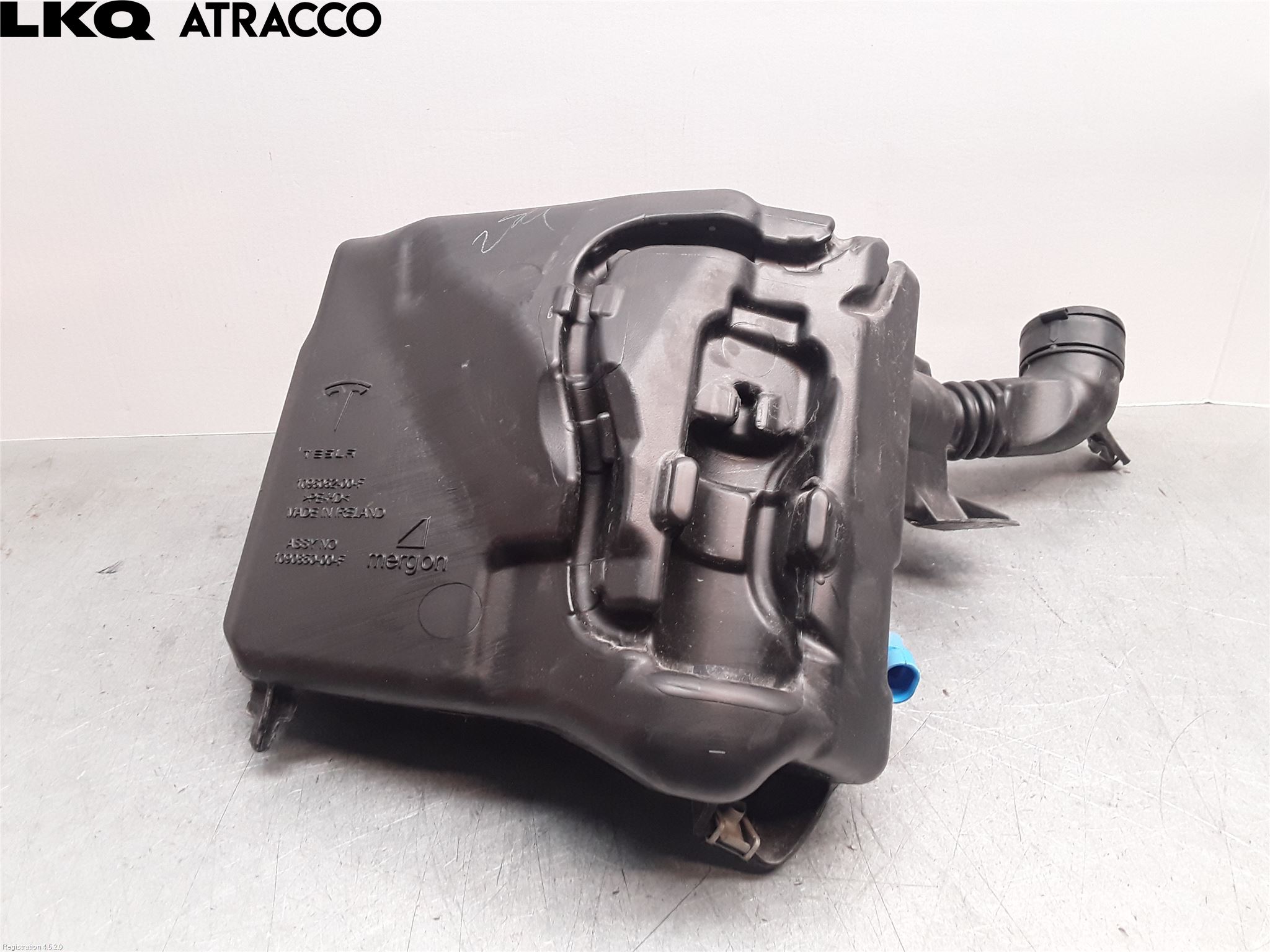 Tesla MODEL 3 17- Spylerbeholder Frontrute