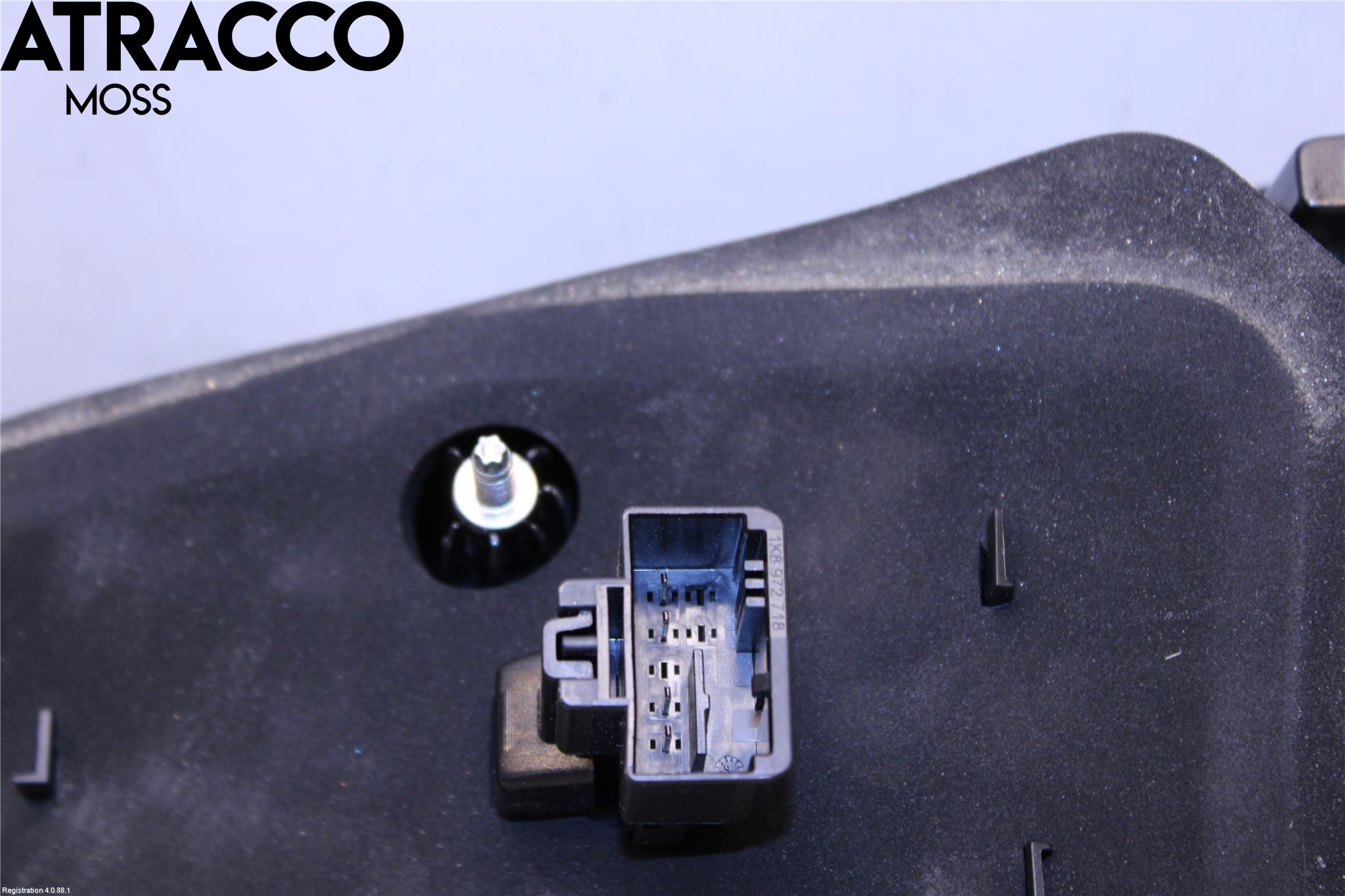 Volkswagen VW GOLF / E-GOLF VII 13-20 Baklykt Venstre  På Luke(Indre