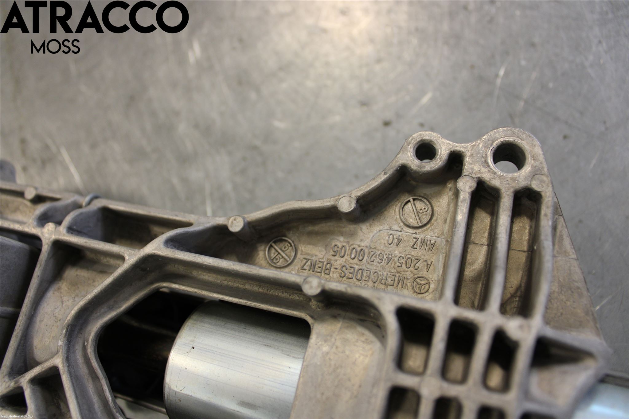 Mercedes-Benz MB C-KLASS (W205) 14-21 Rattakselaggregat Justerbart