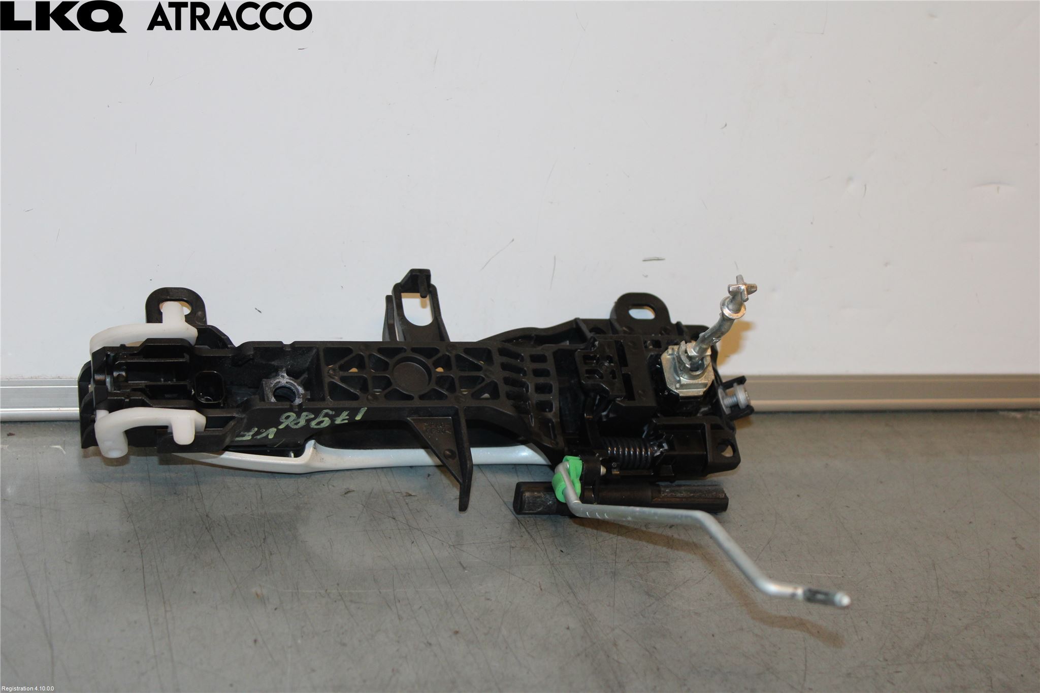 Toyota bZ4X EA10 22- Dørhandtak Ytre Venstre