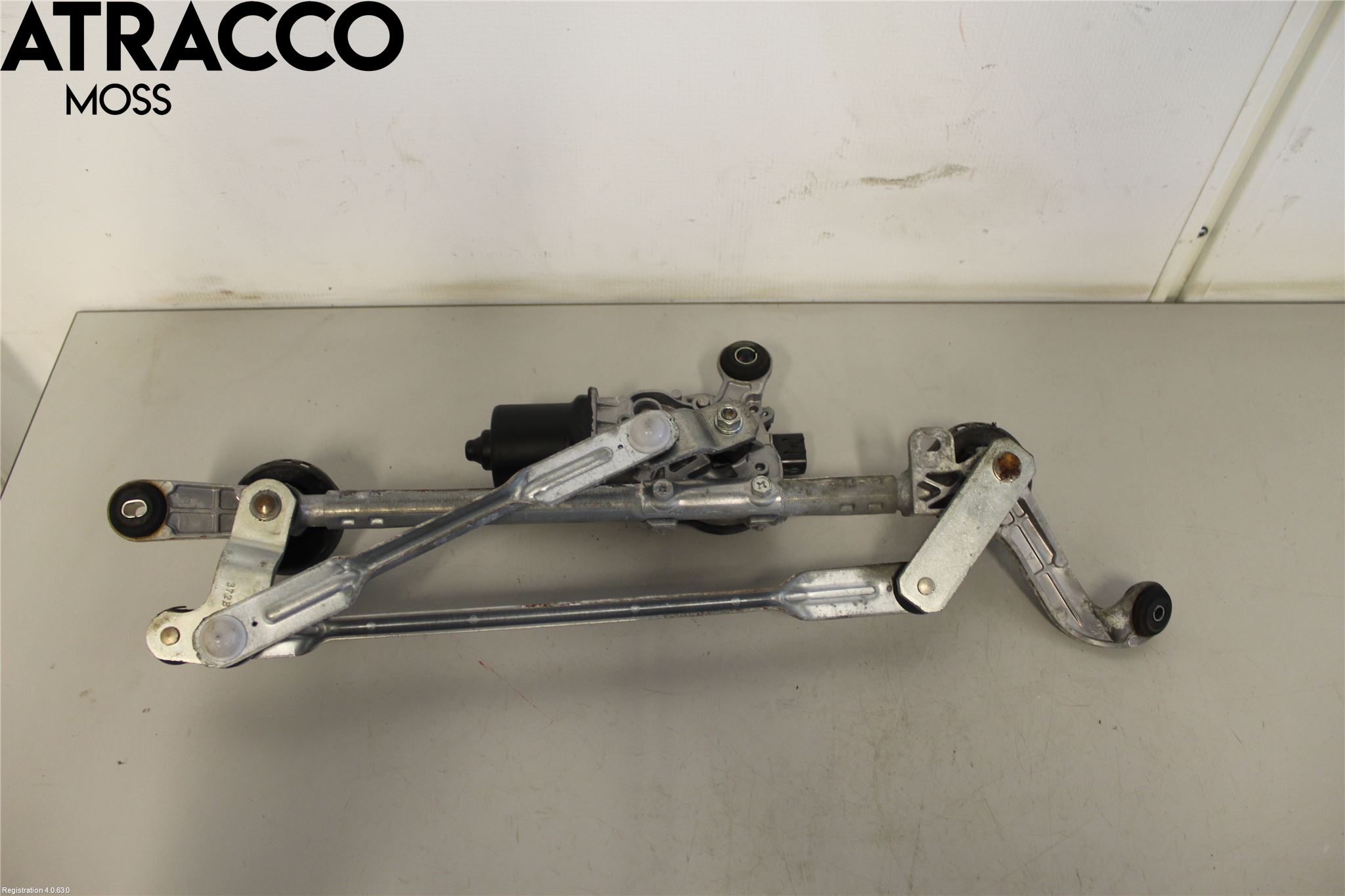 Nissan LEAF 11-17 Viskermotor Frontrute