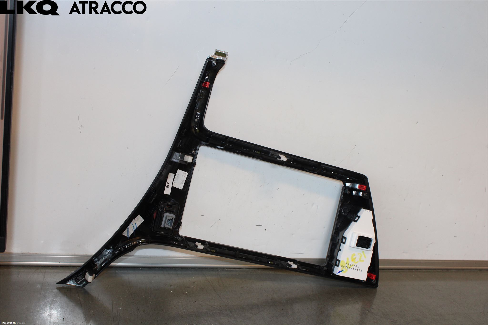 Toyota AURIS 13-19 Bryter Varsel (Nødblink)