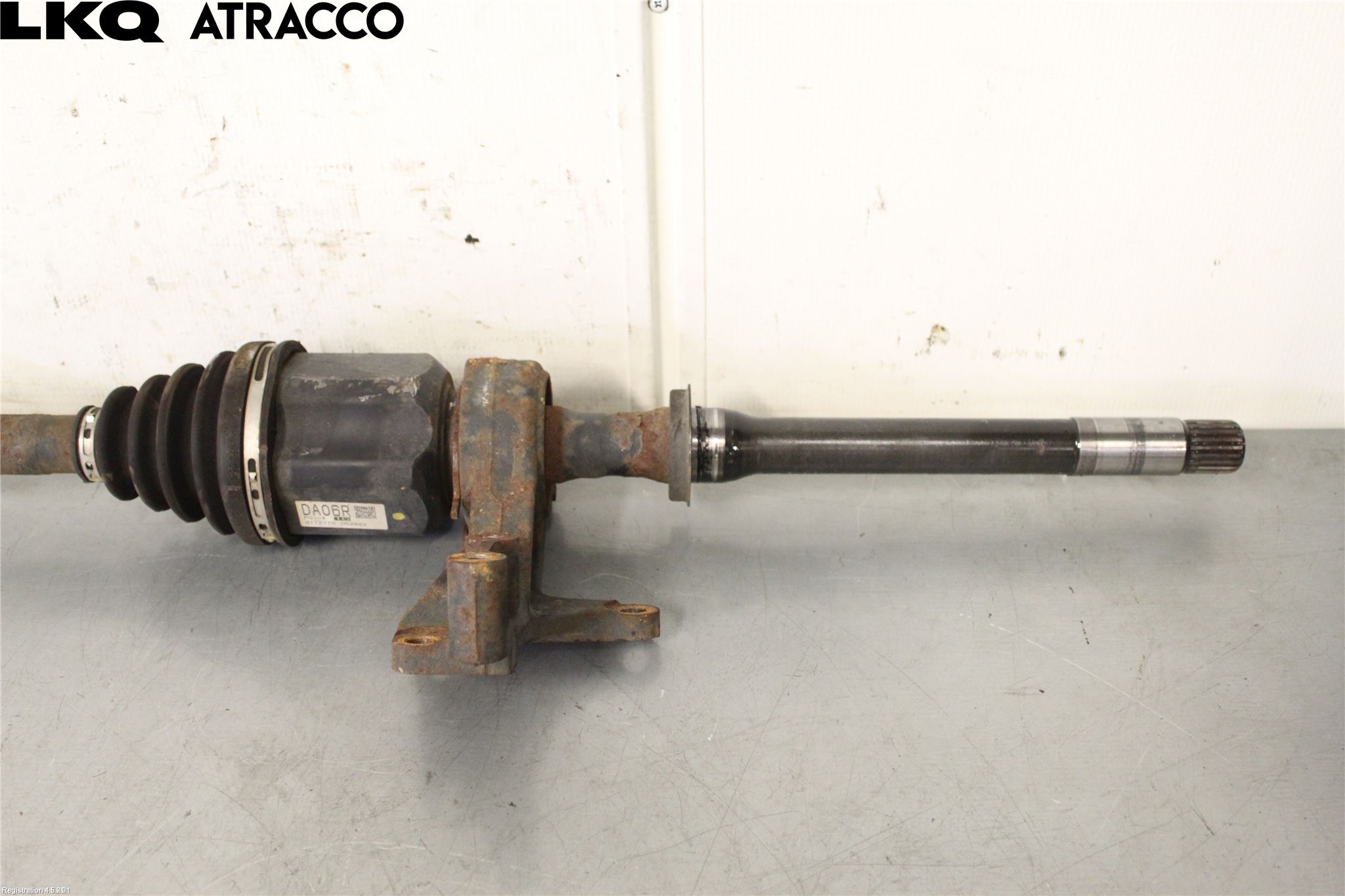 Toyota RAV 4 06-12 Drivaksel Foran Kompl Høyre