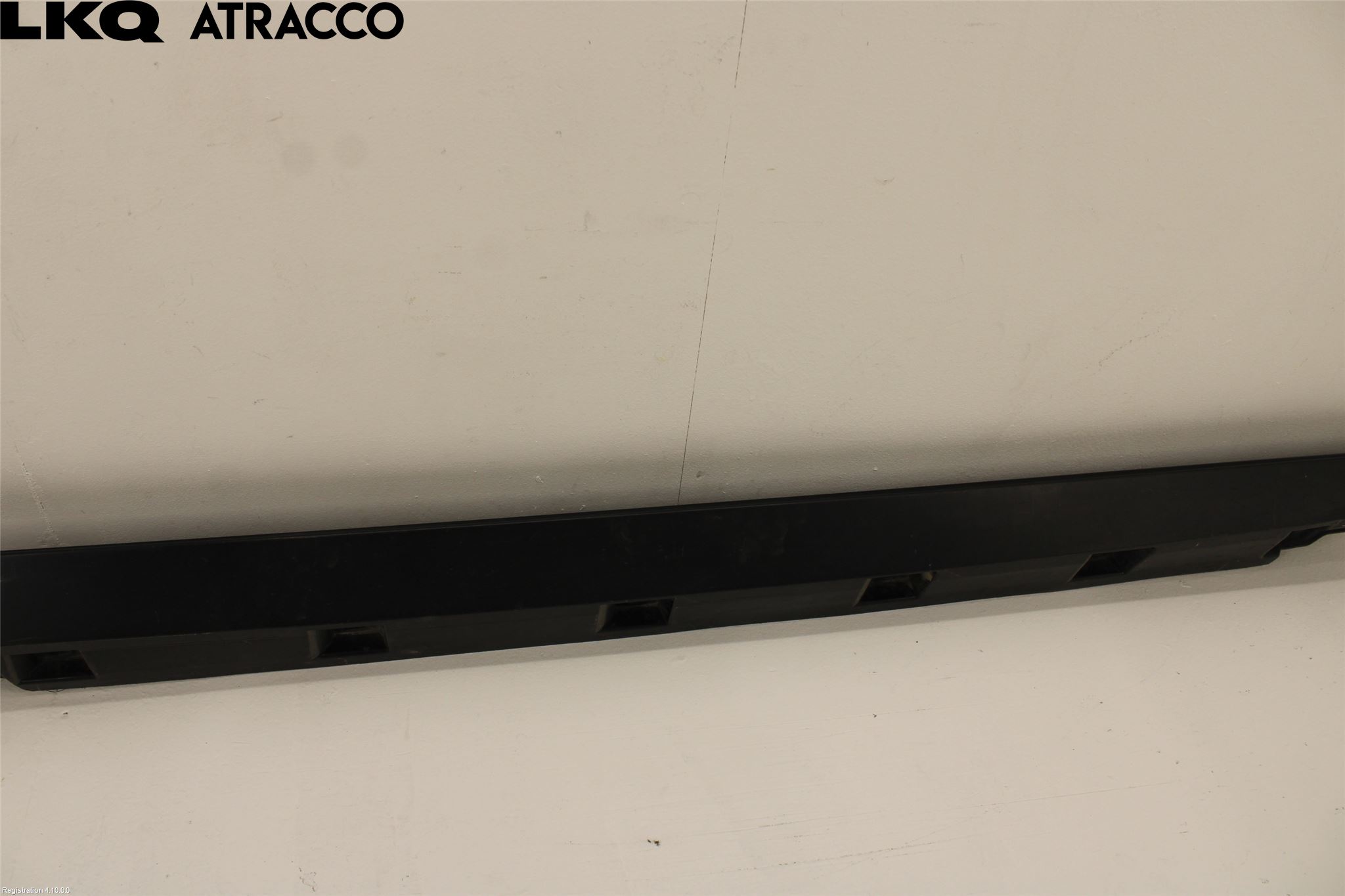 Mitsubishi OUTLANDER 07-12 Kanalskjørt Høyre