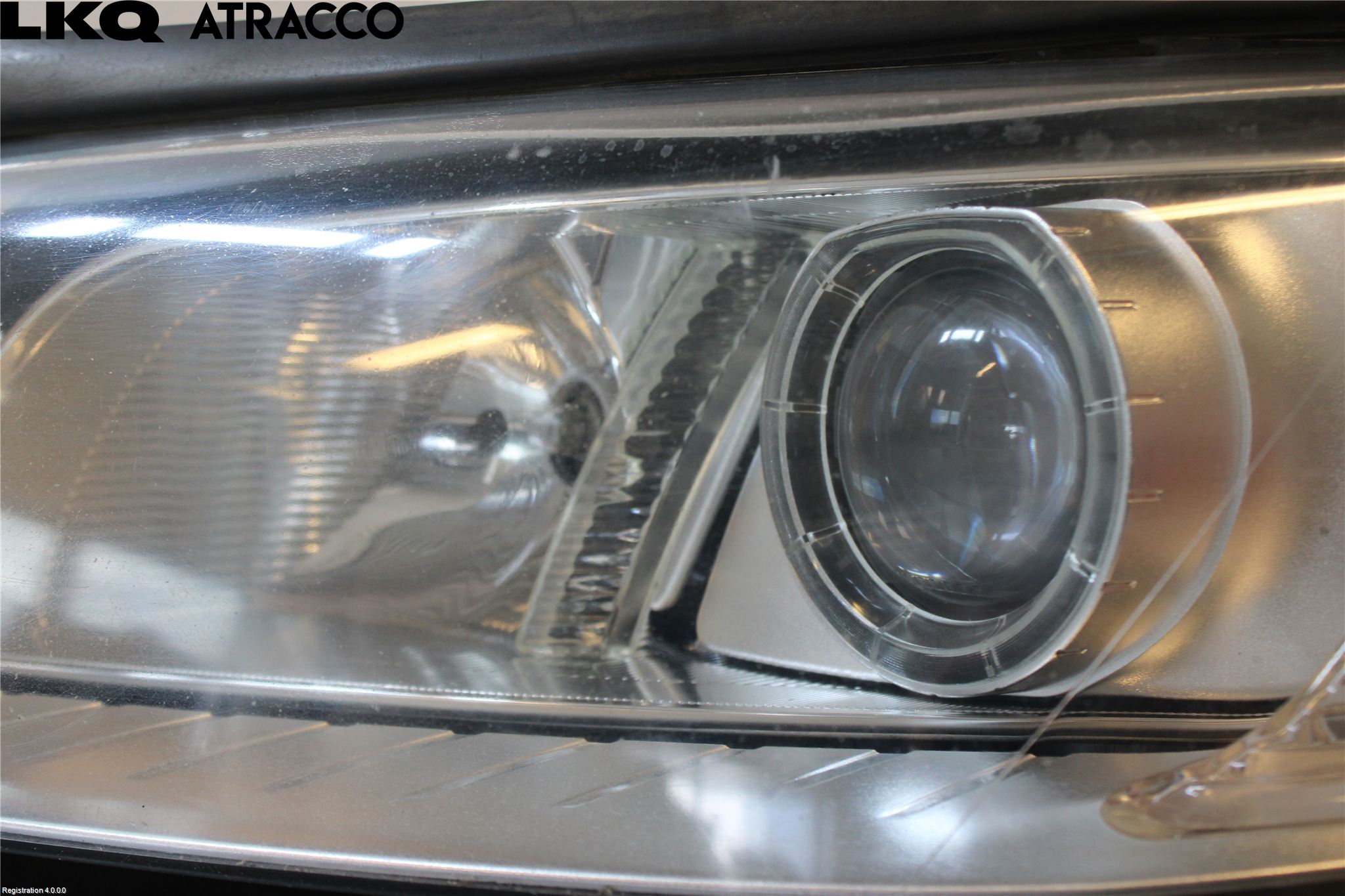 Volvo V70 08-13 Frontlykt Venstre