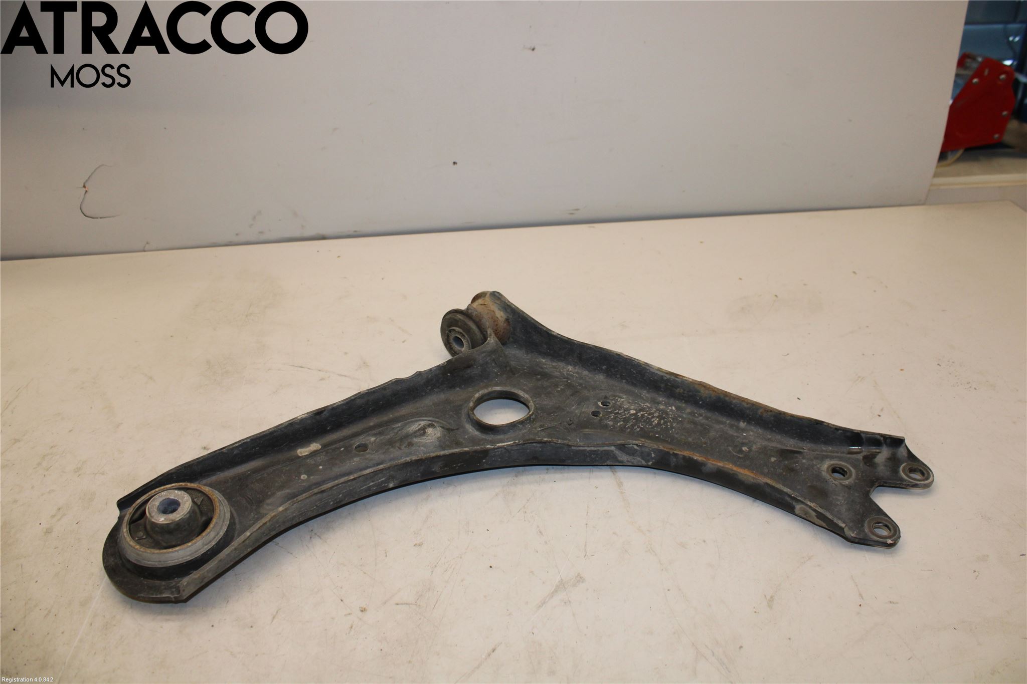 Volkswagen VW CADDY 16-20 Bærearm Foran Venstre Nedre