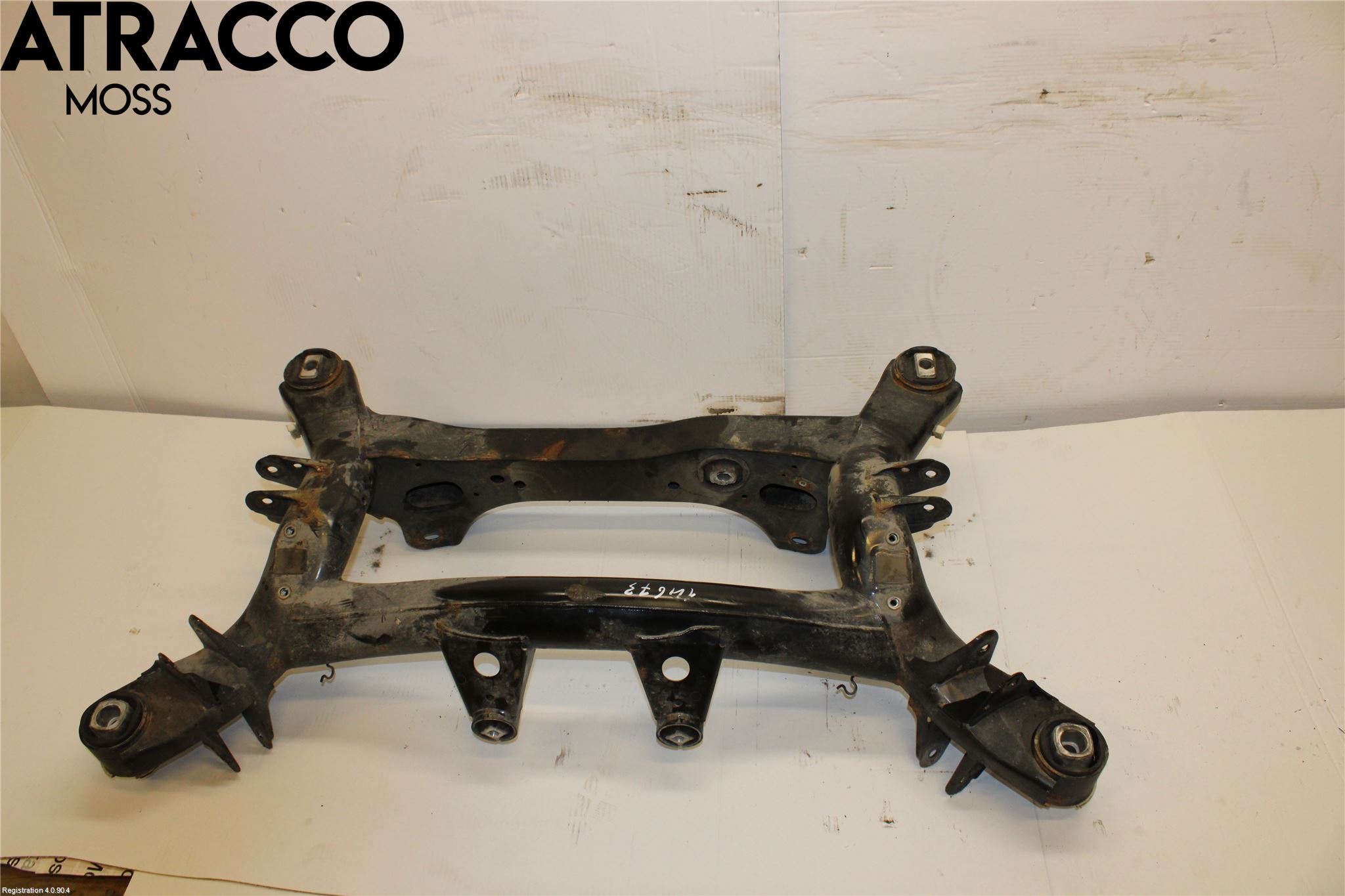 BMW 4 F32/F33/F82/F83 13-20 Bakaksel Feste Travers-Ramme
