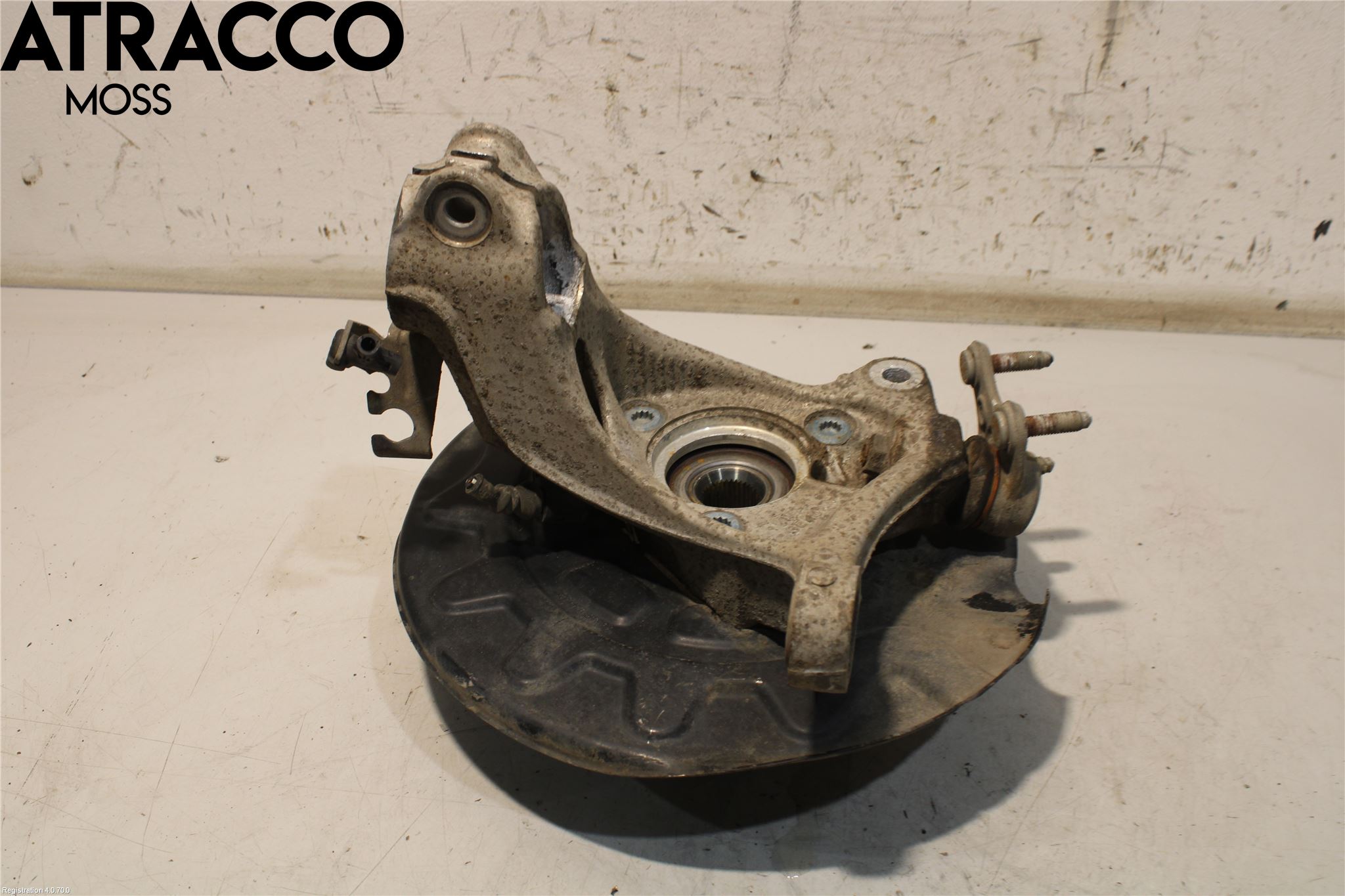 Volkswagen VW PASSAT 15-19 Spindel Vf