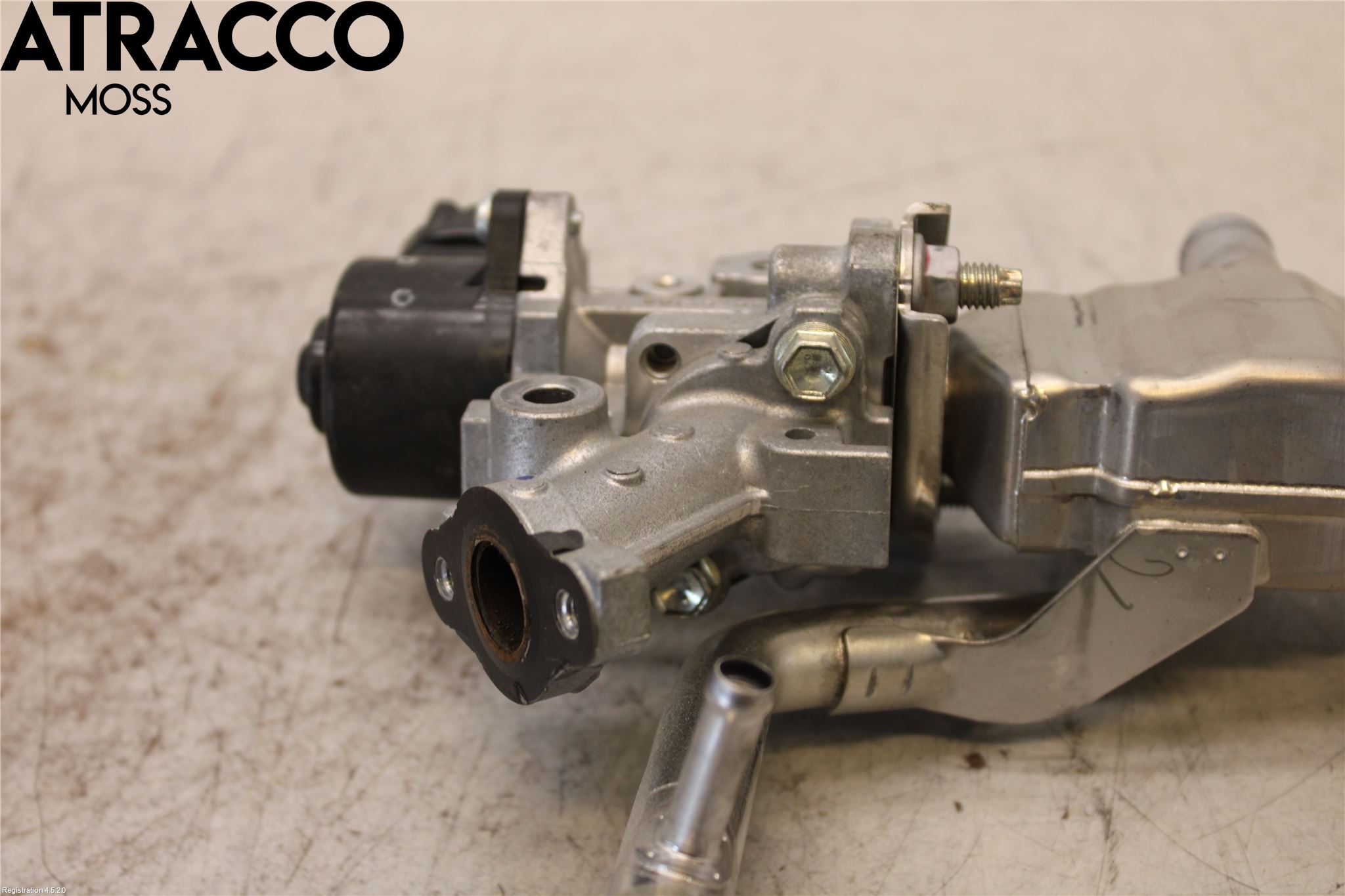 Lexus CT 200h Eksos Kjøler