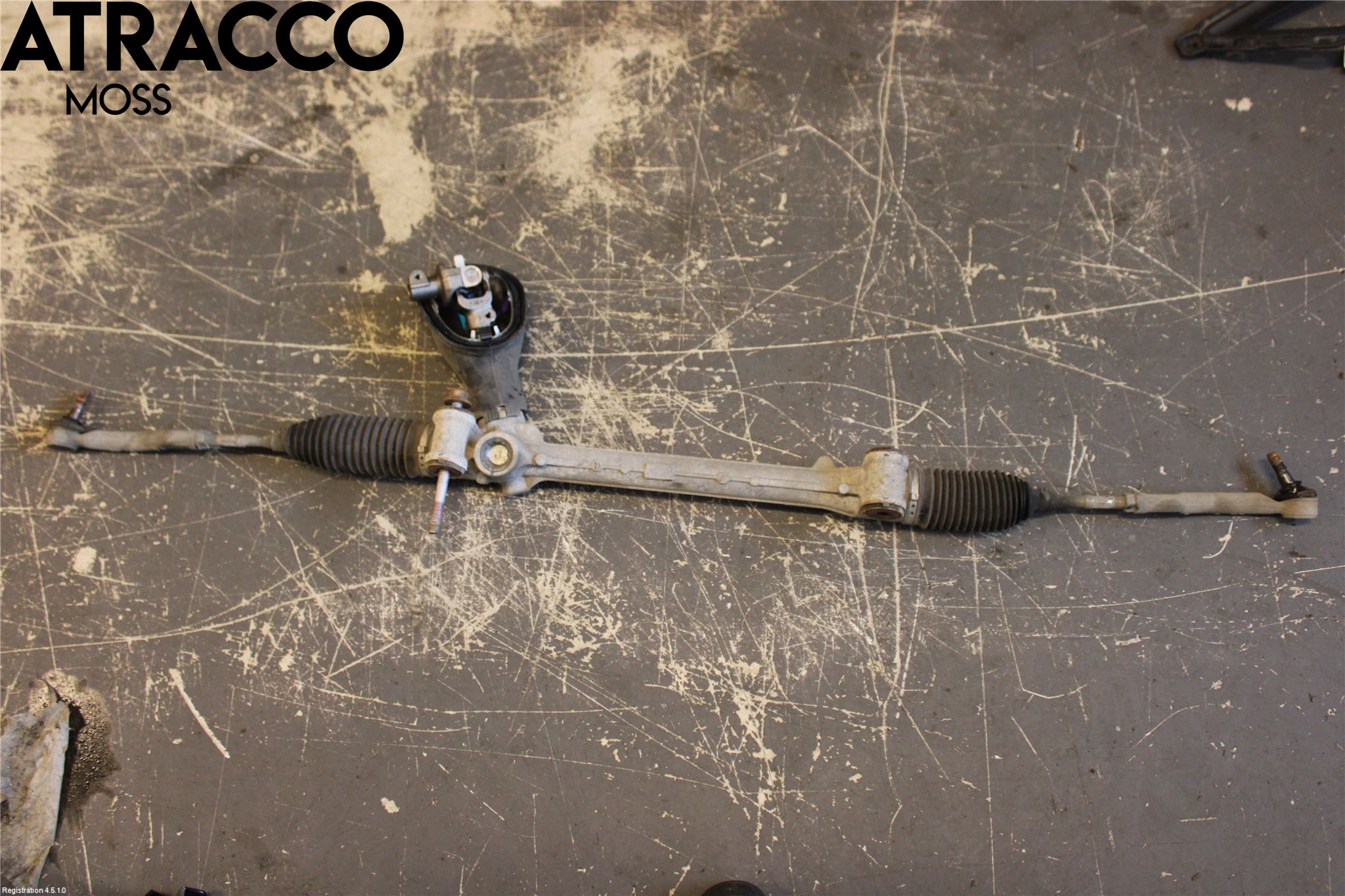 Toyota YARIS XP130 12-14 Snekke - Tannstang