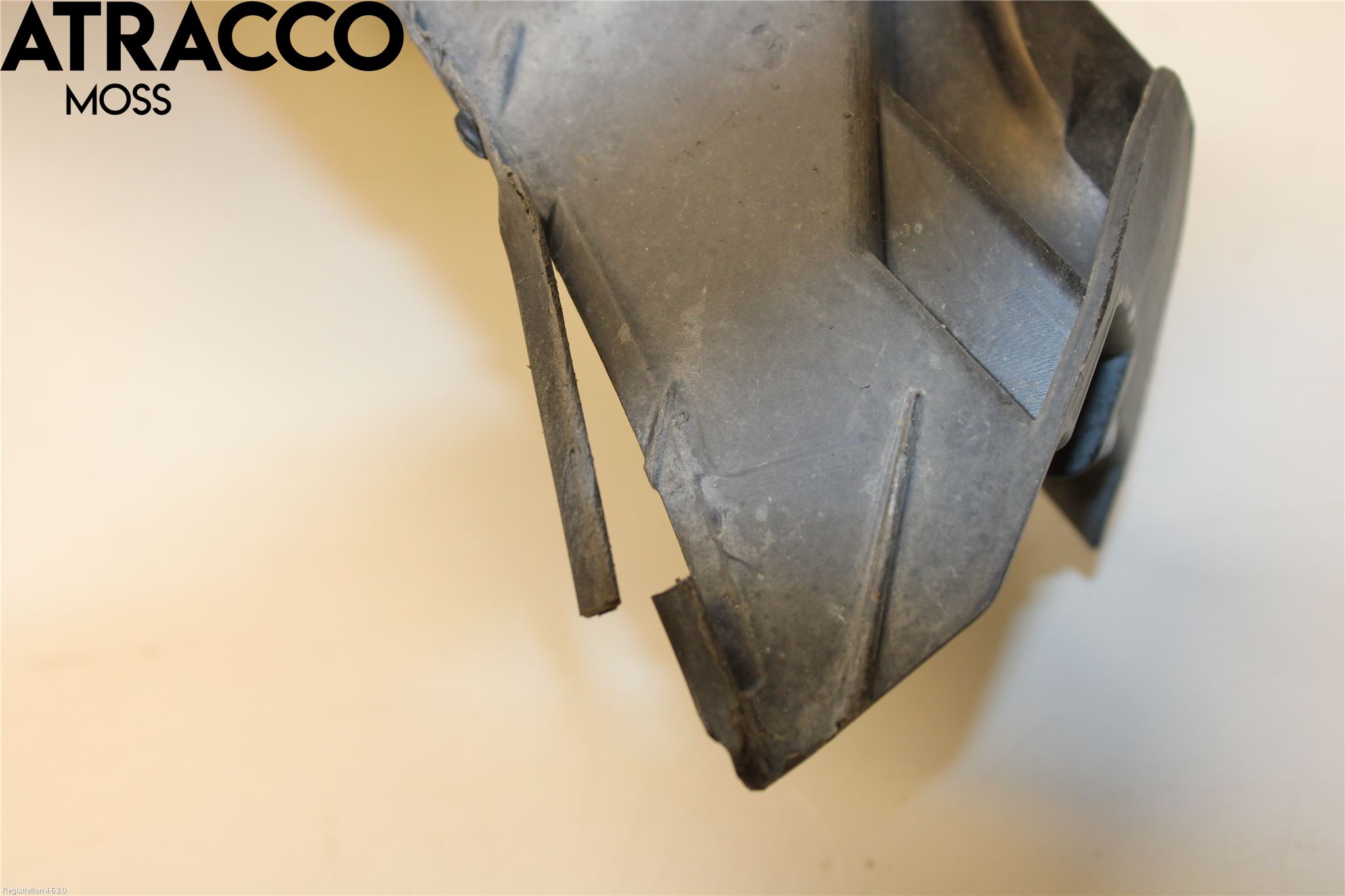 Mercedes-Benz MB E-KLASS (W213) 16-23 Støtfanger Foran Midt Del