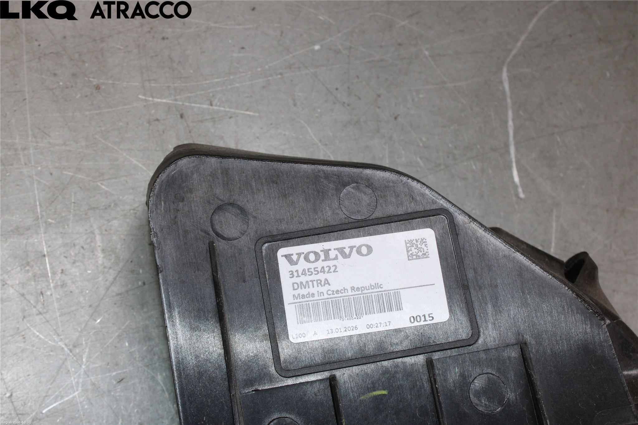 Volvo EX40 25- Luftstyring Front