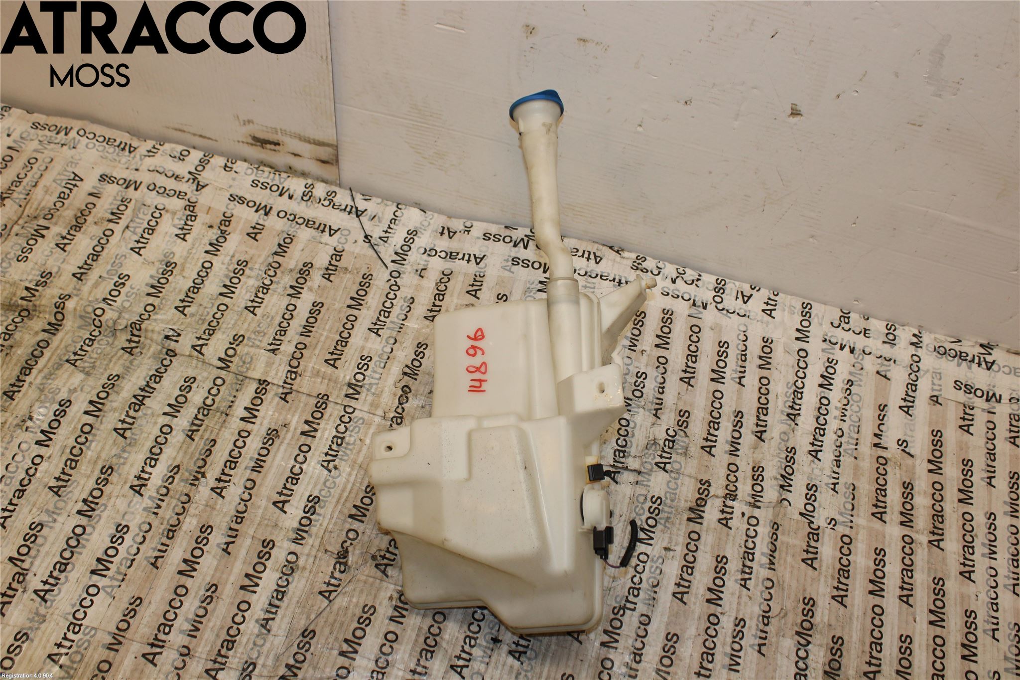 Volvo V40 12-19 Spylerbeholder Frontrute-Lykte