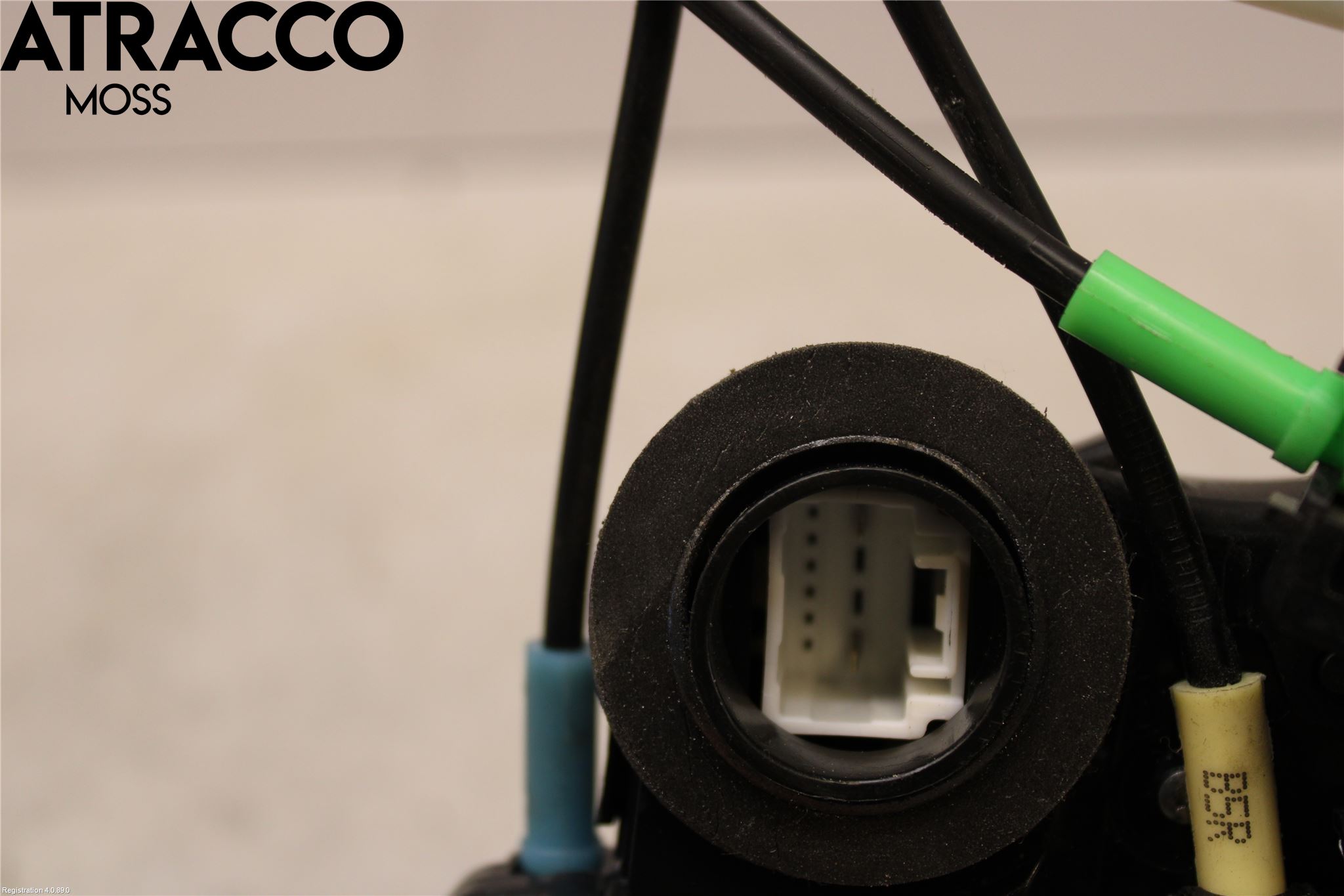 Toyota RAV4 13-18 Dørlås - Låsekasse