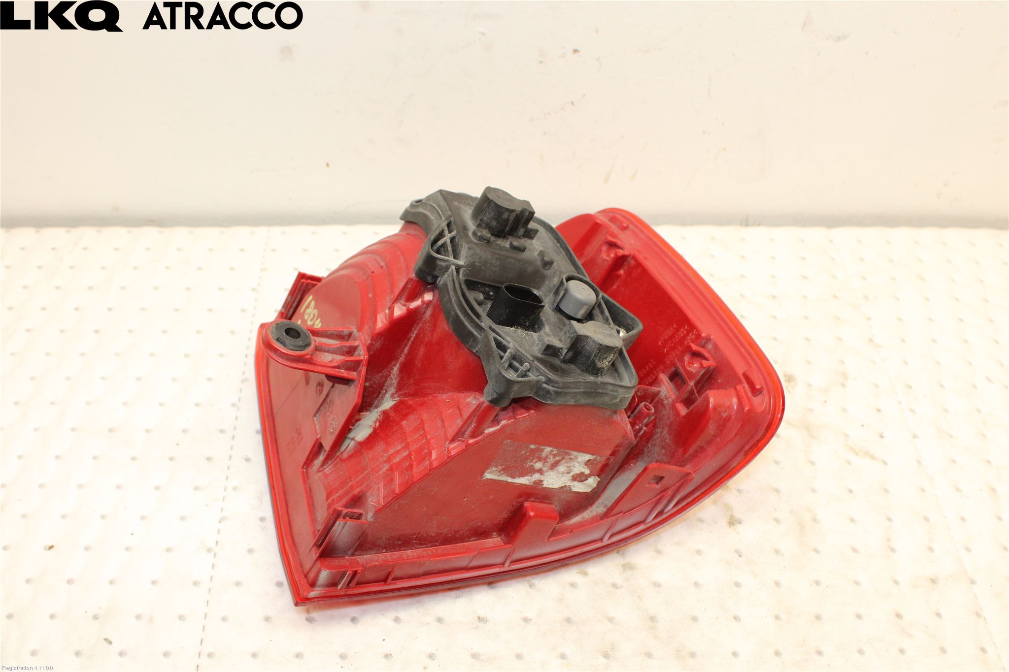 Volkswagen VW TOURAN 10-15 Baklykt Venstre