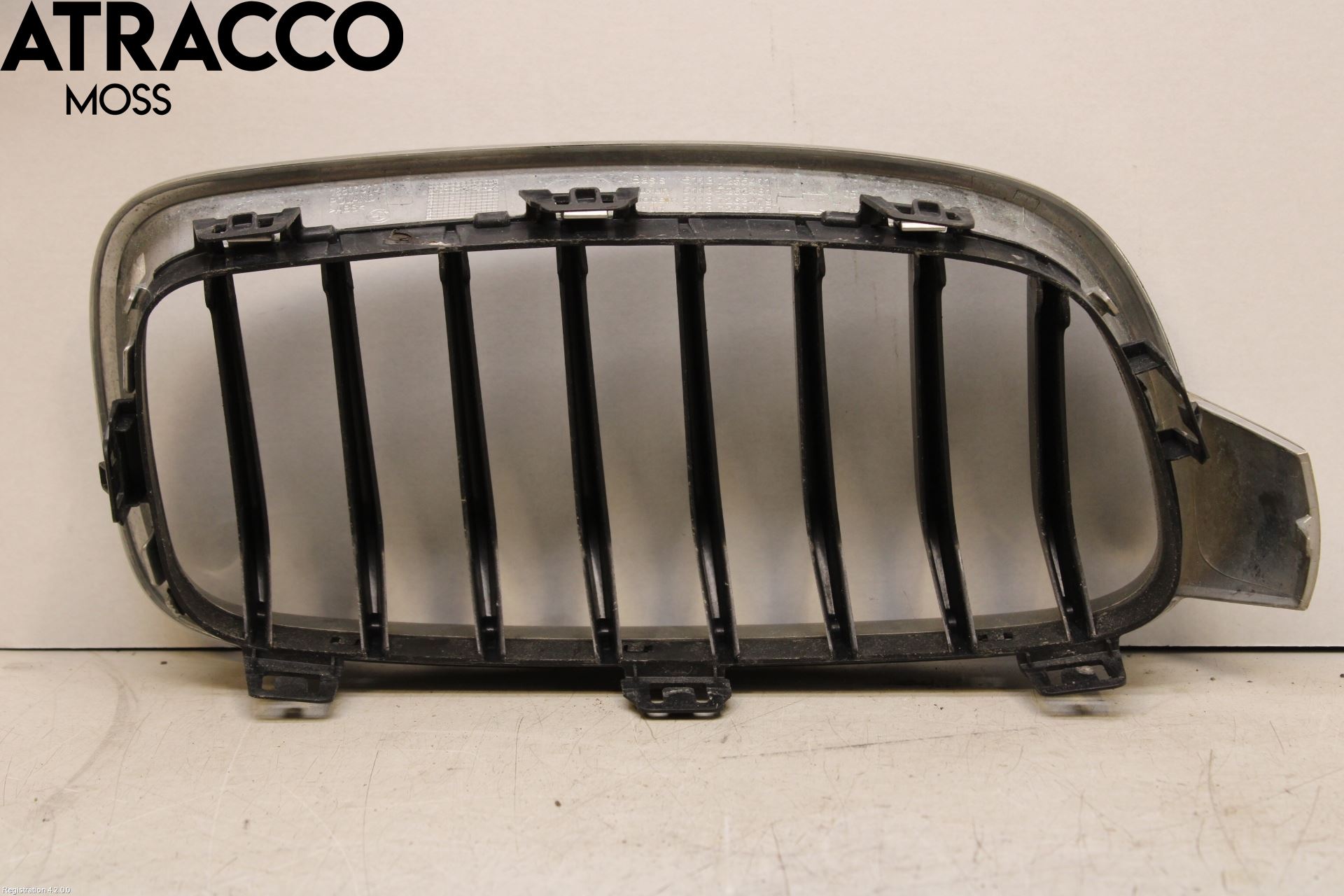 BMW 3 F30/F31/F80 12-19 Grilldel Venstre