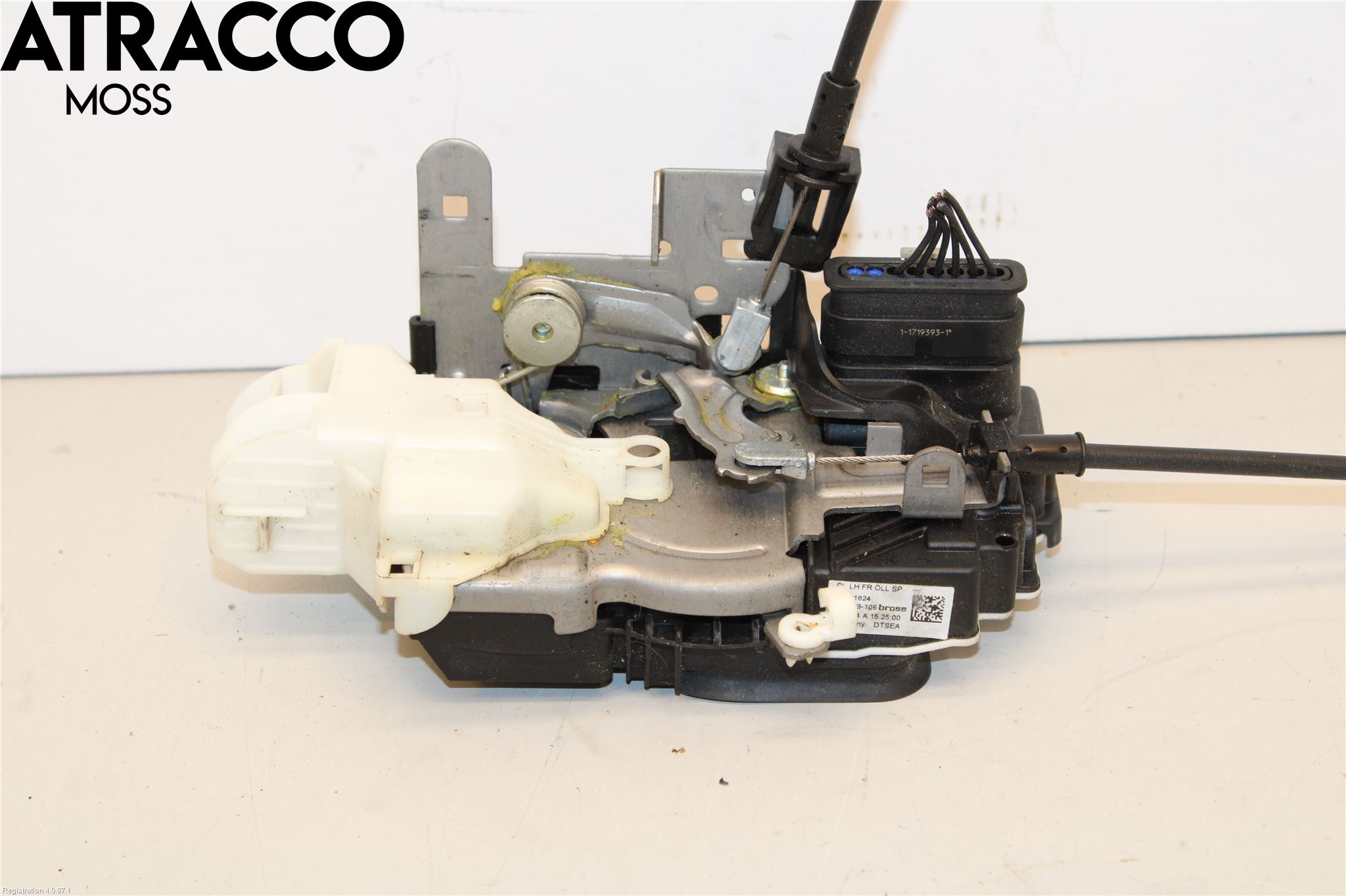 Volvo V40 12-19 Dørlås - Låsekasse