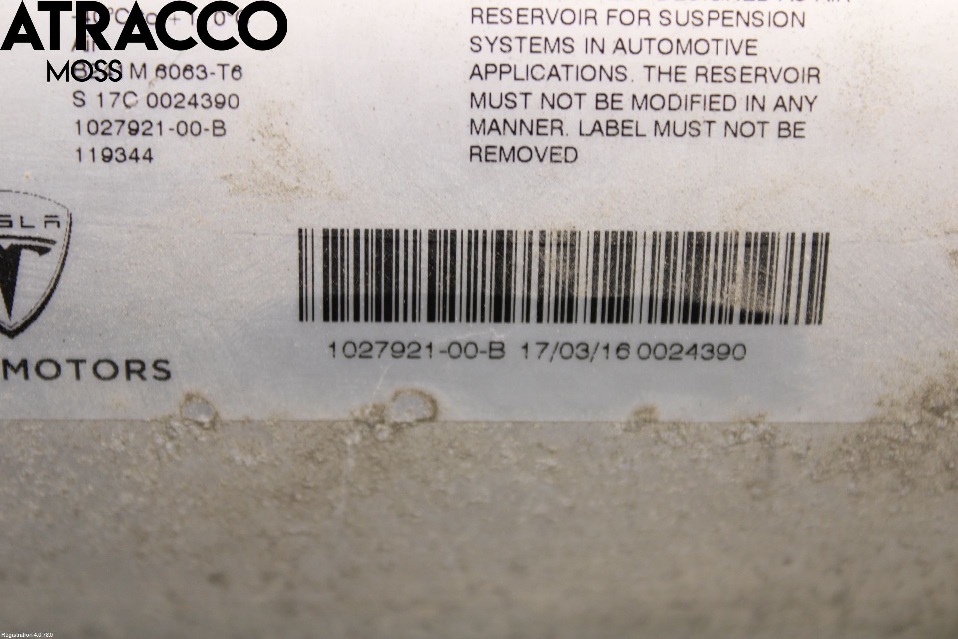 Tesla MODEL X 16- Vacuumtank