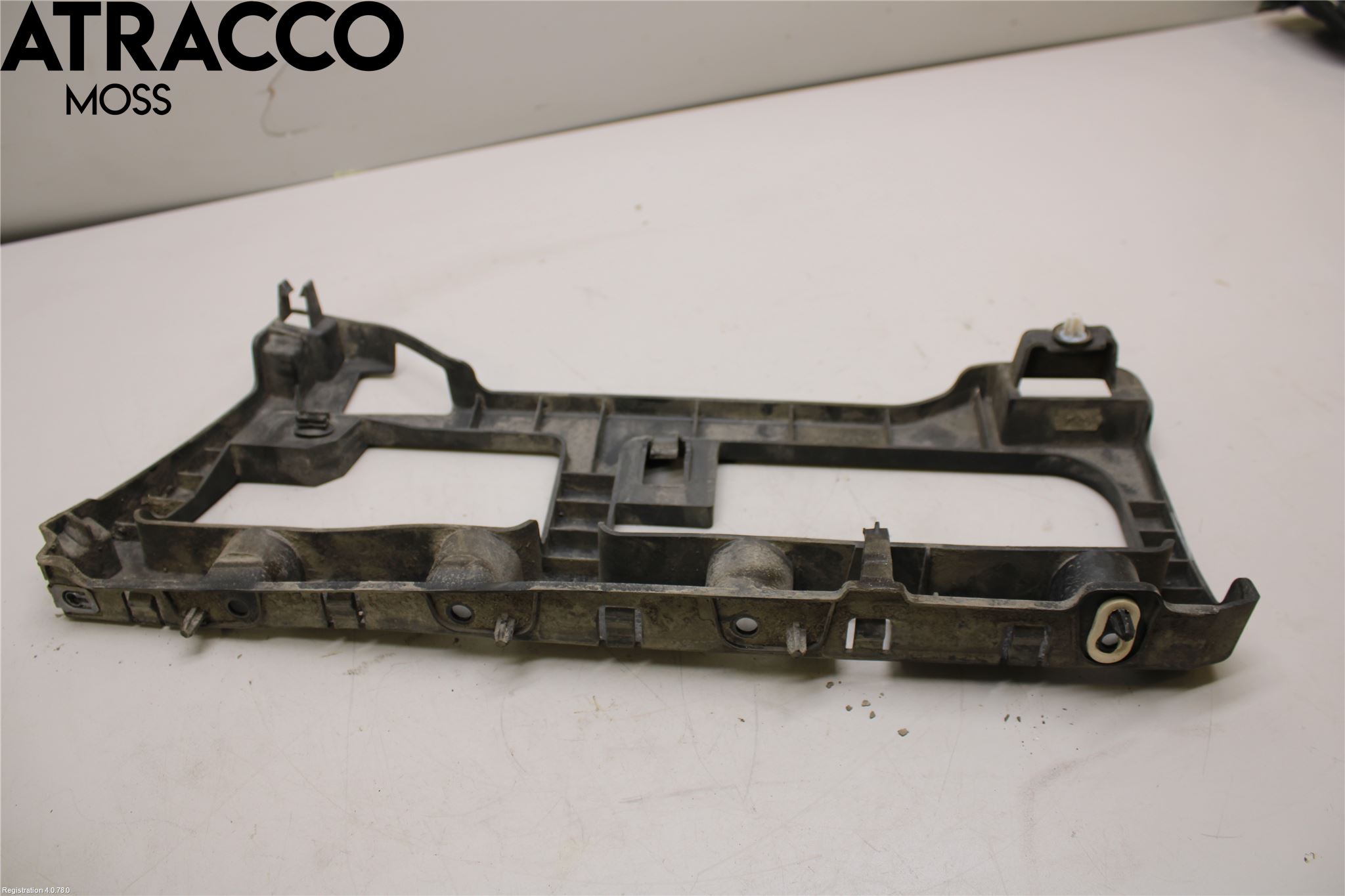 Citroen JUMPY/E-JUMPY 16- Støtfangerfeste Bak Venstre