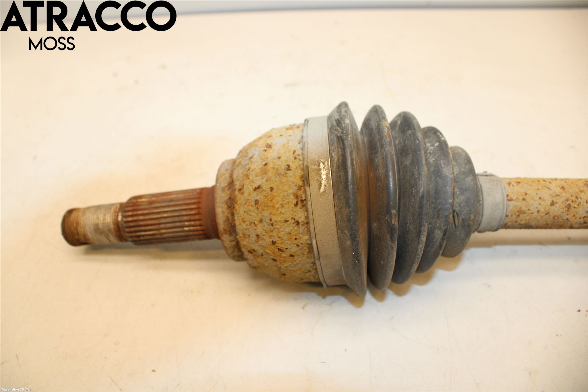 Nissan LEAF 11-17 Drivaksel Foran Kompl Venstre