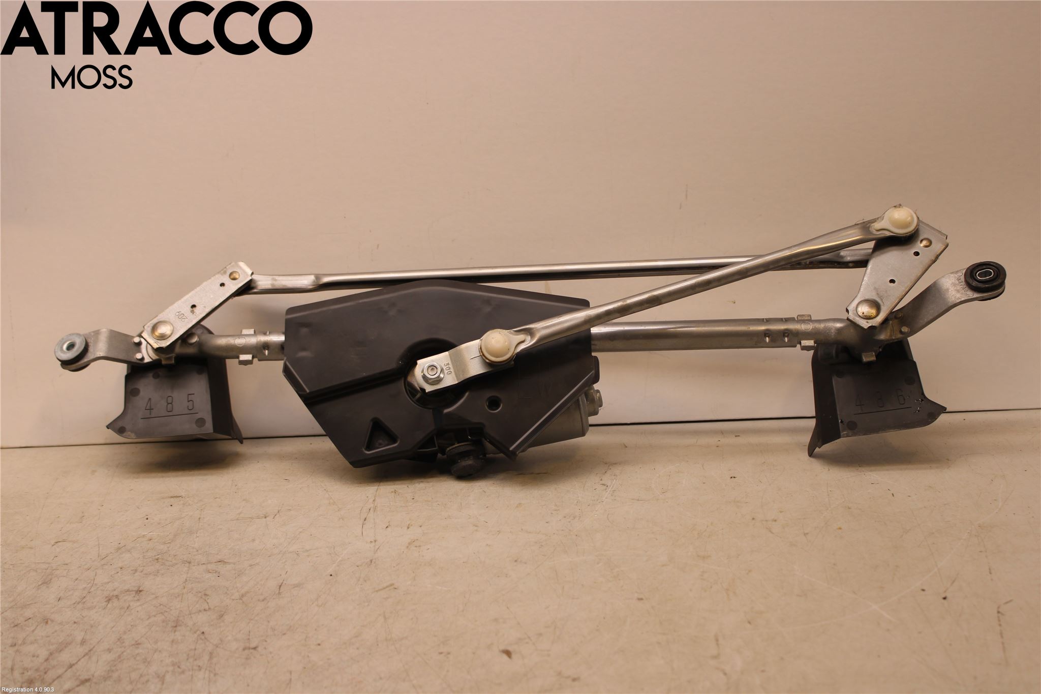 Mitsubishi ECLIPS CROSS Viskermotor Frontrute