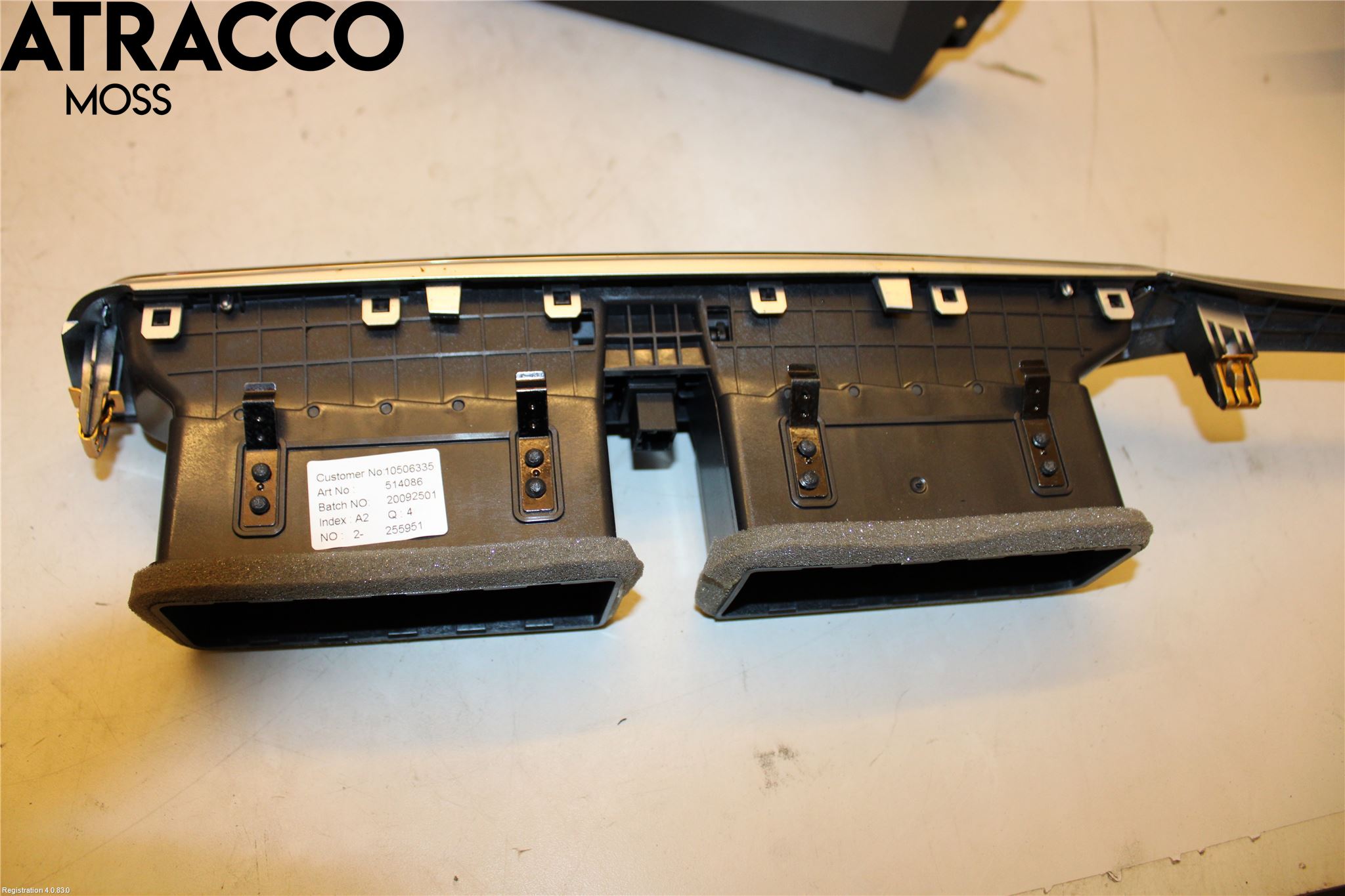 MG ZS EV 20- Dashbord Kanal - Dyse