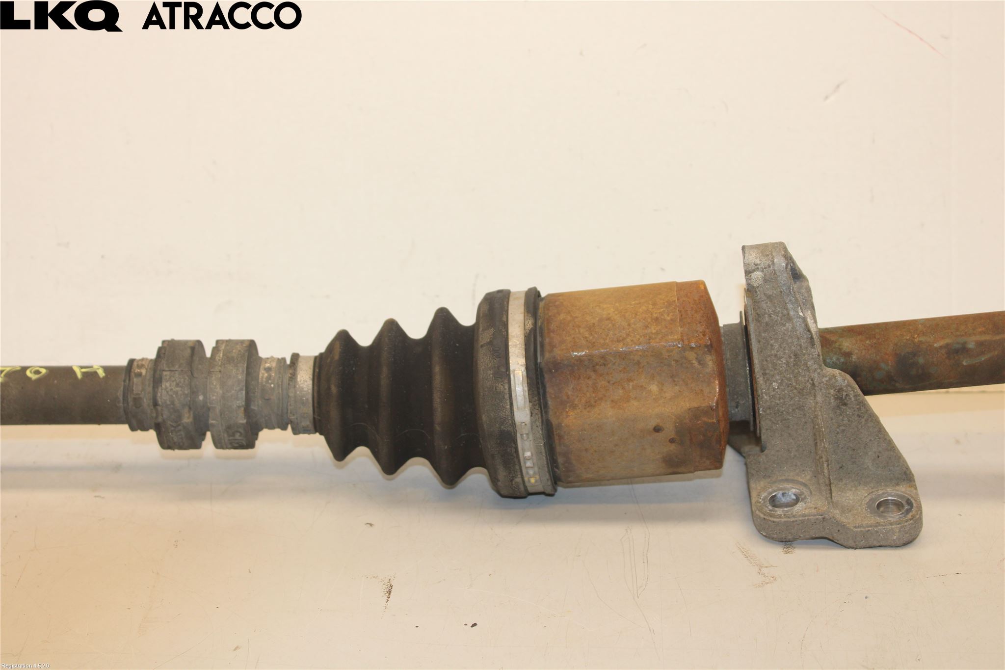 Nissan QASHQAI+2  10-14 Drivaksel Foran Kompl Høyre