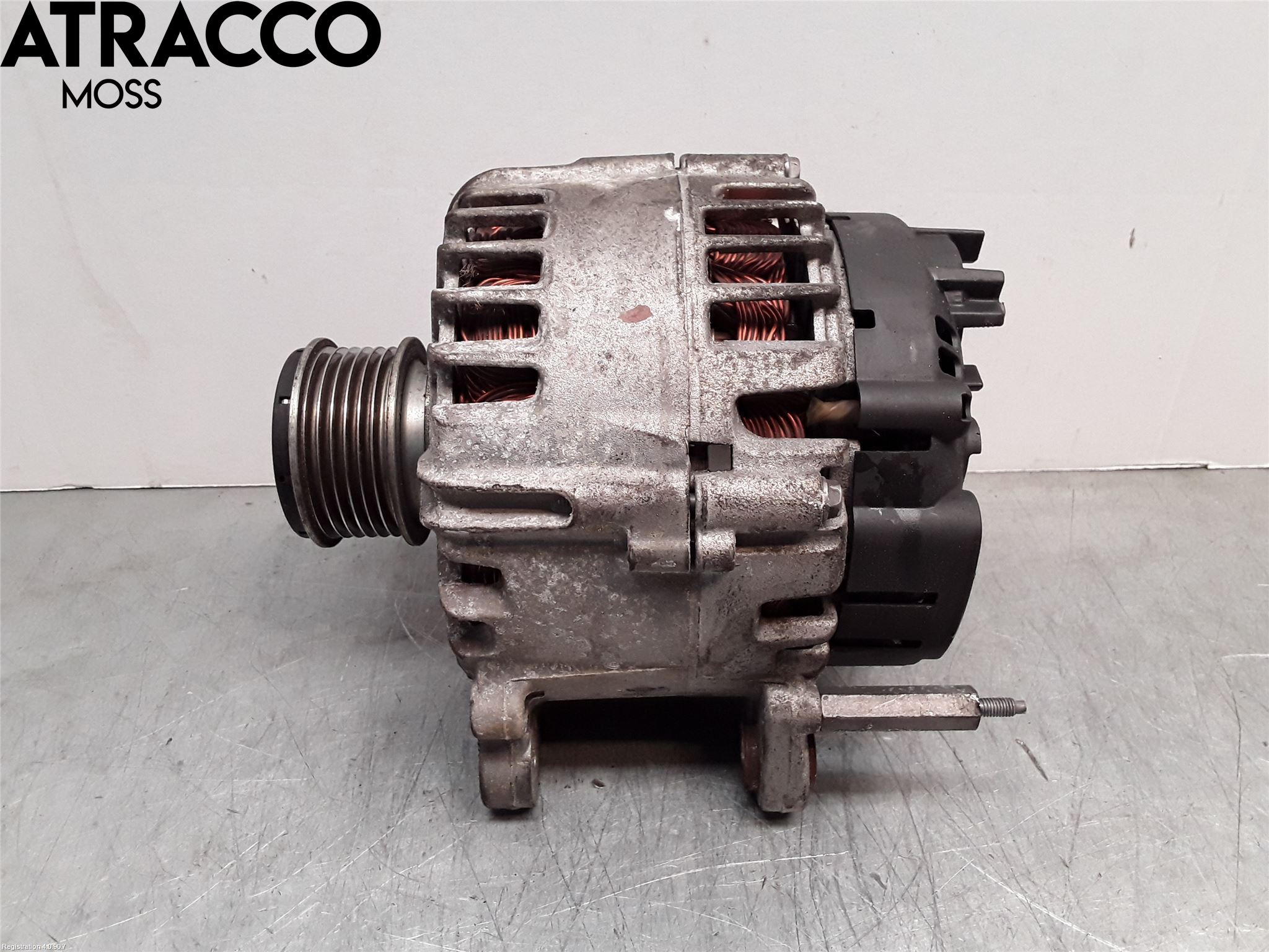 Volkswagen VW GOLF VI 09-13 Dynamo