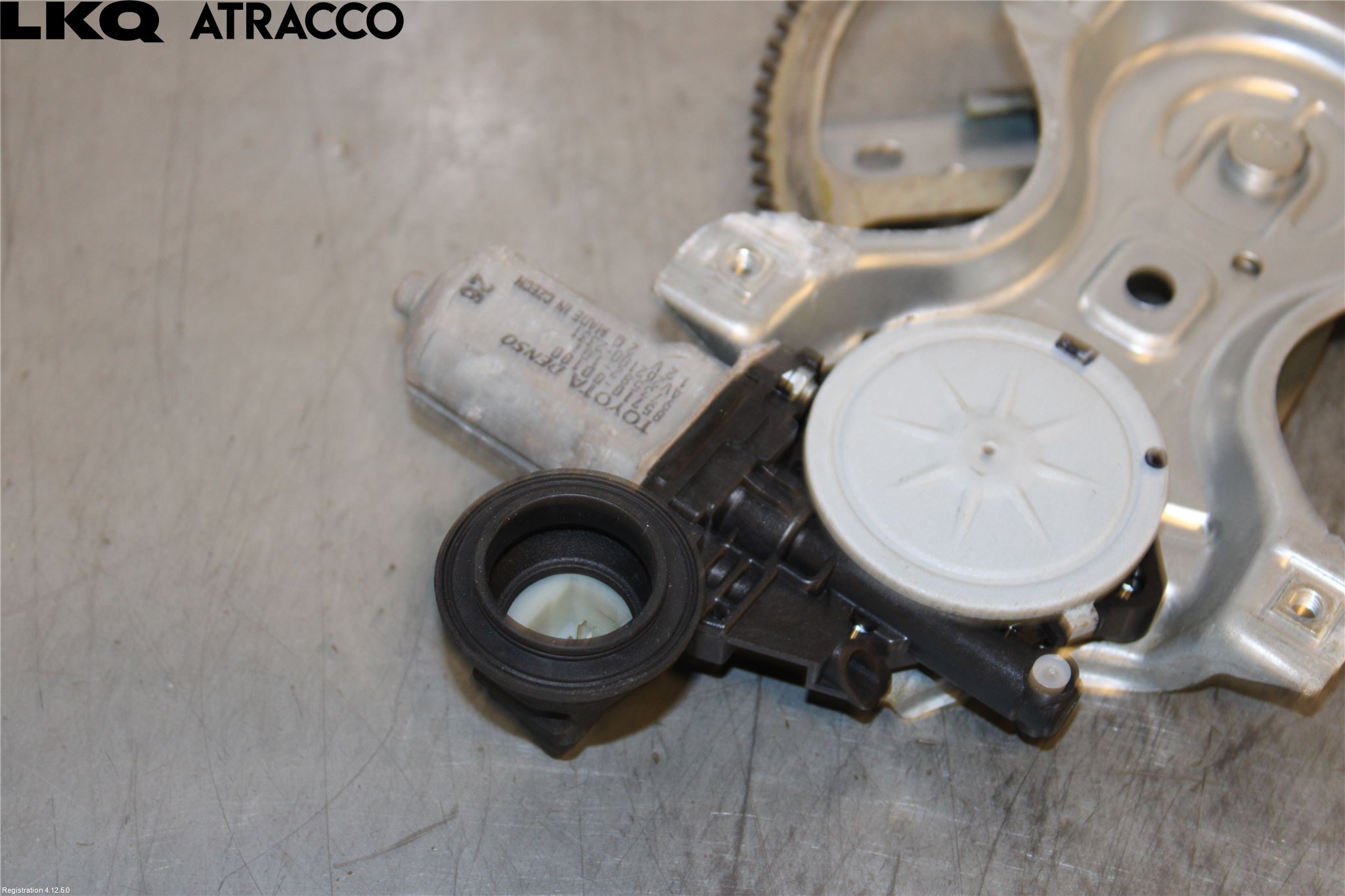 Toyota AURIS 13-19 Vindusheis El Komp