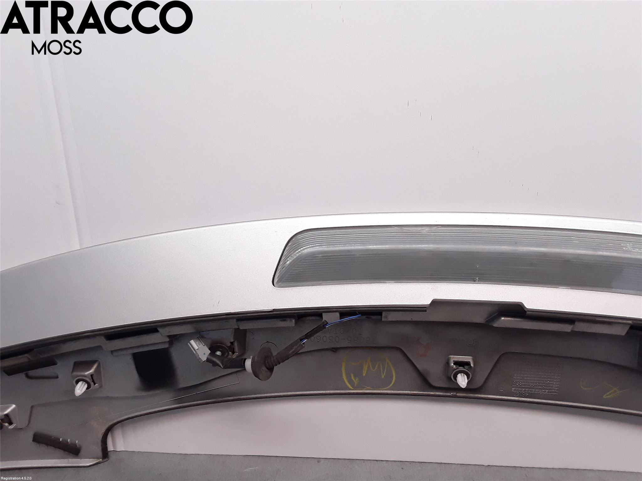 Toyota AVENSIS 09-15 Spoiler Bakluke